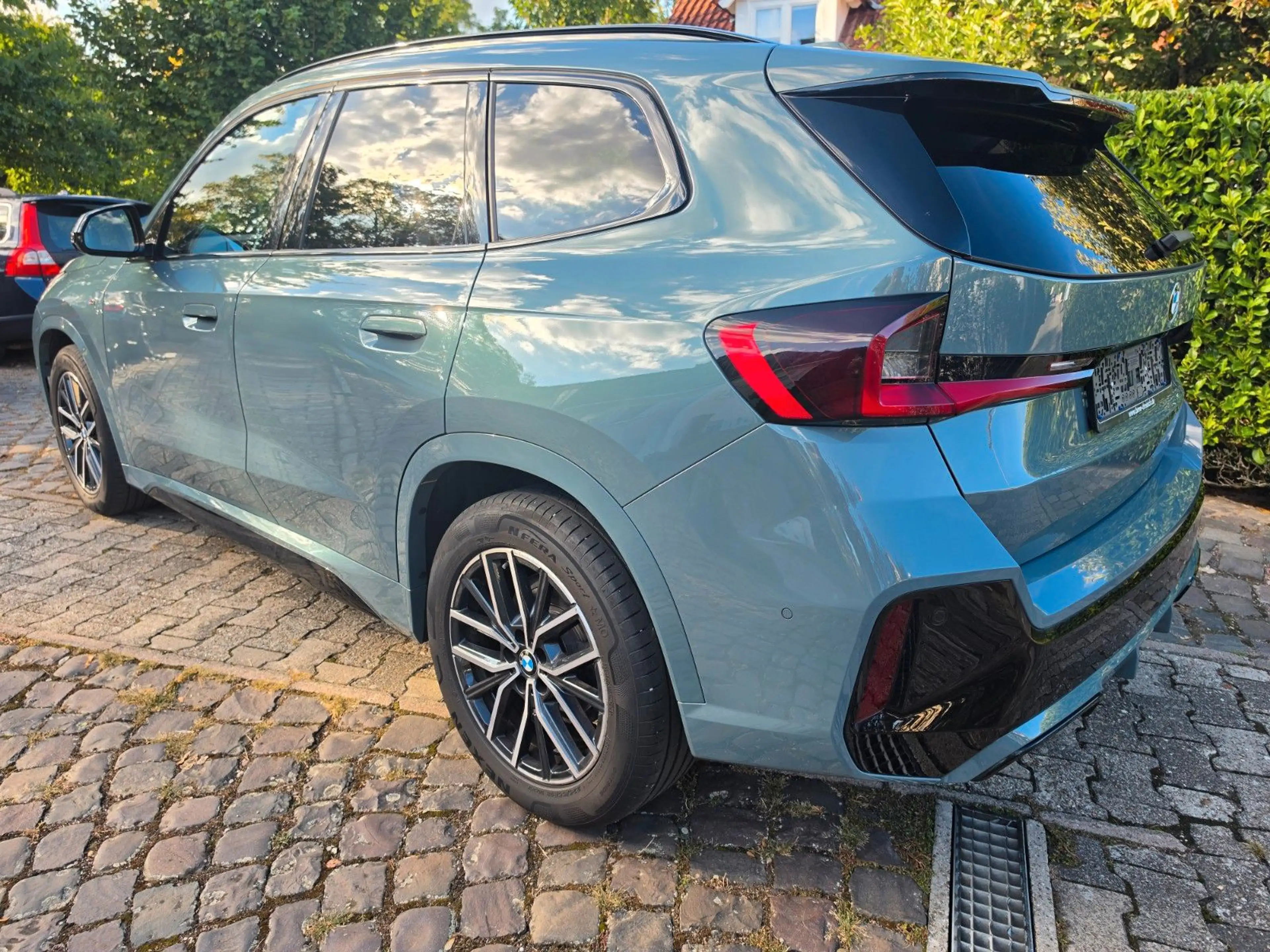 BMW X1 sDrive 18d M Sport Leder Harman A-LED Kamera — photo 7