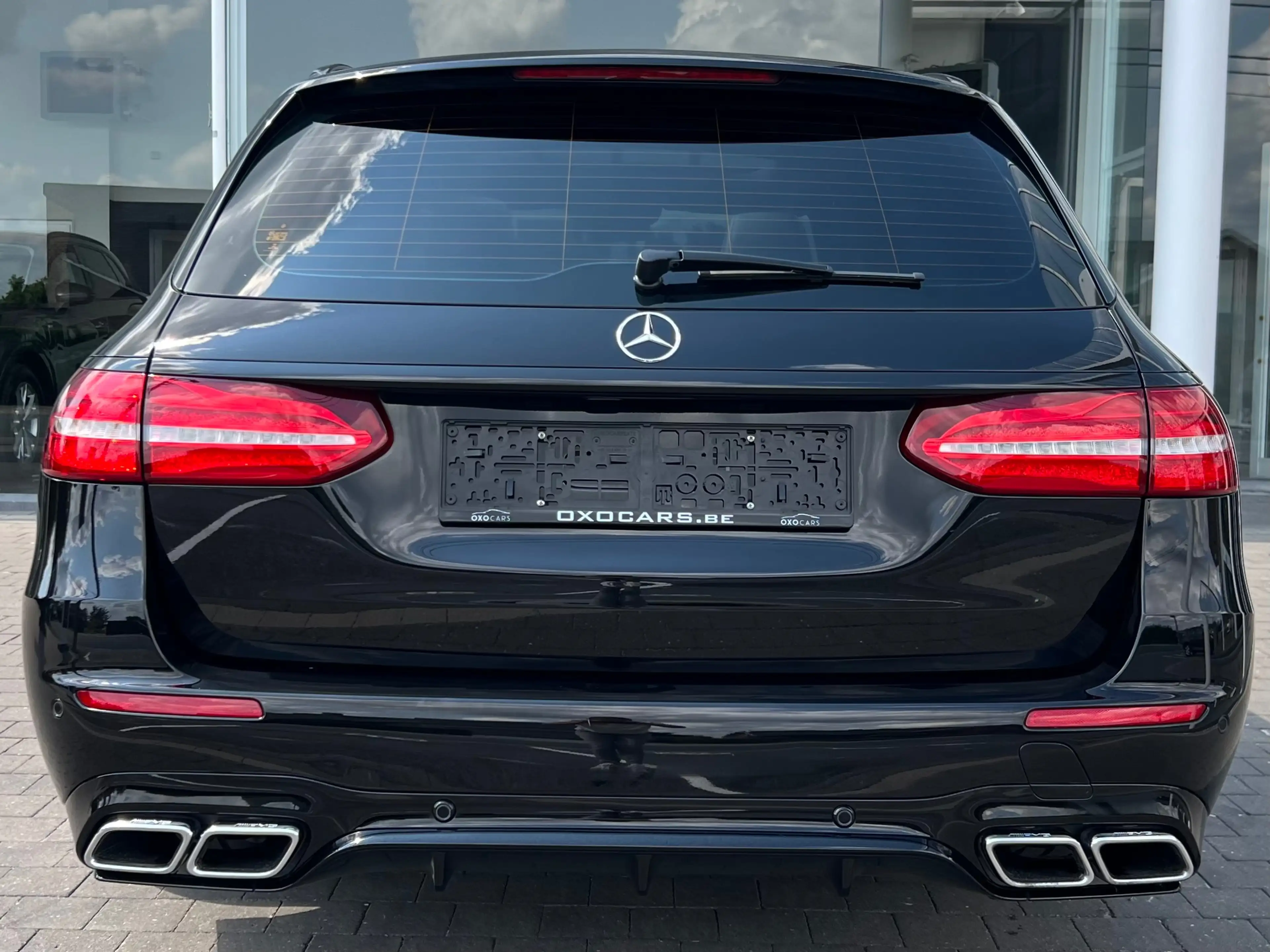 Mercedes-Benz E 63 AMG AMG 4-Matic / Utilitaire / Full Options / TVA — photo 6