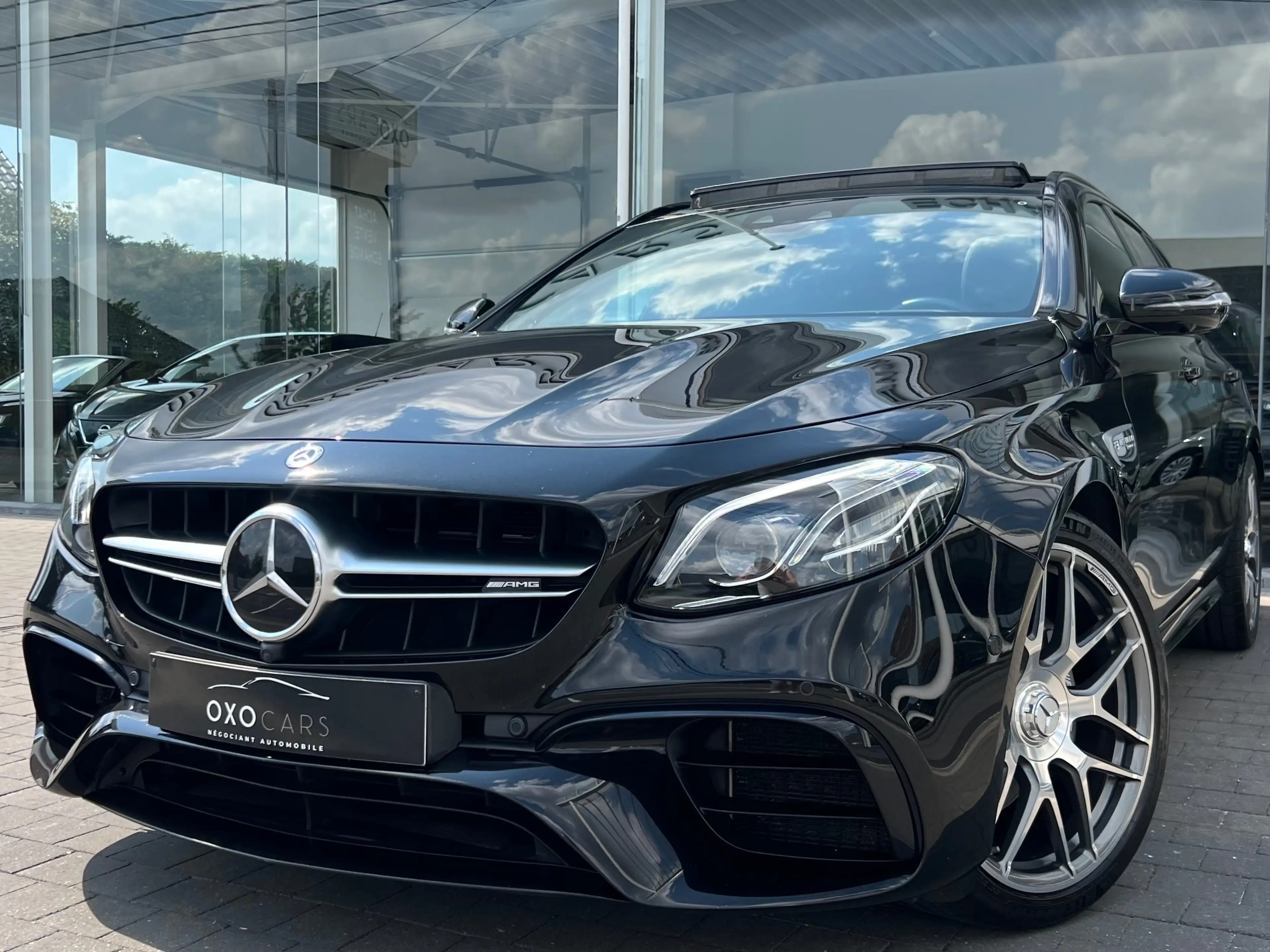 Mercedes-Benz E 63 AMG AMG 4-Matic / Utilitaire / Full Options / TVA
