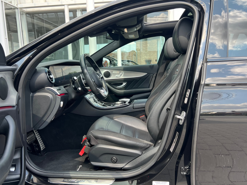 Mercedes-Benz E 63 AMG AMG 4-Matic / Utilitaire / Full Options / TVA — photo 15