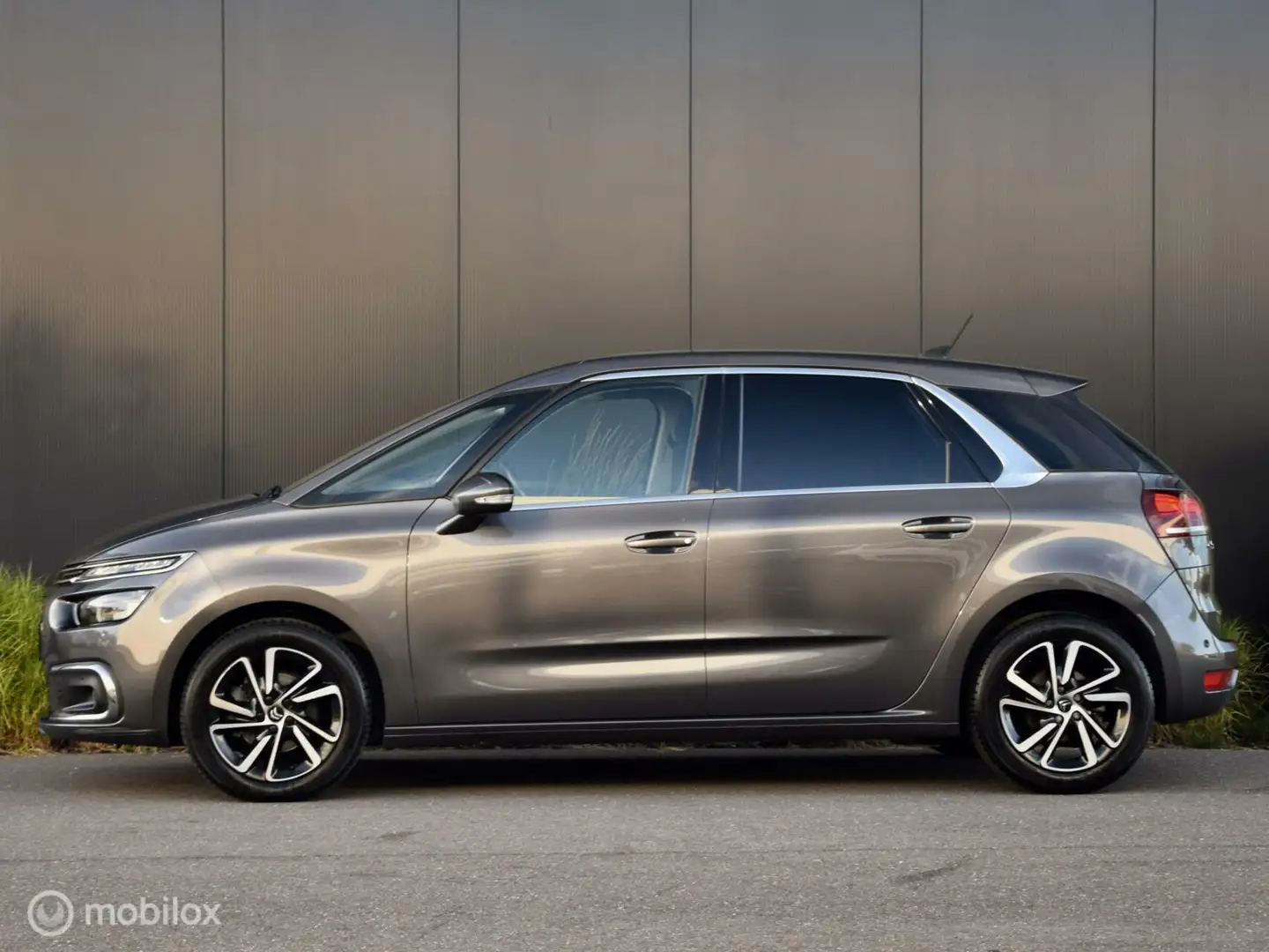 Citroen C4 Picasso 130pk Shine I Navi I Camera I Elec aklep Grigio - 2