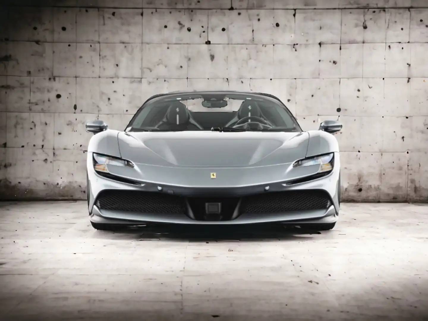 Ferrari SF90 Spider Plateado - 1