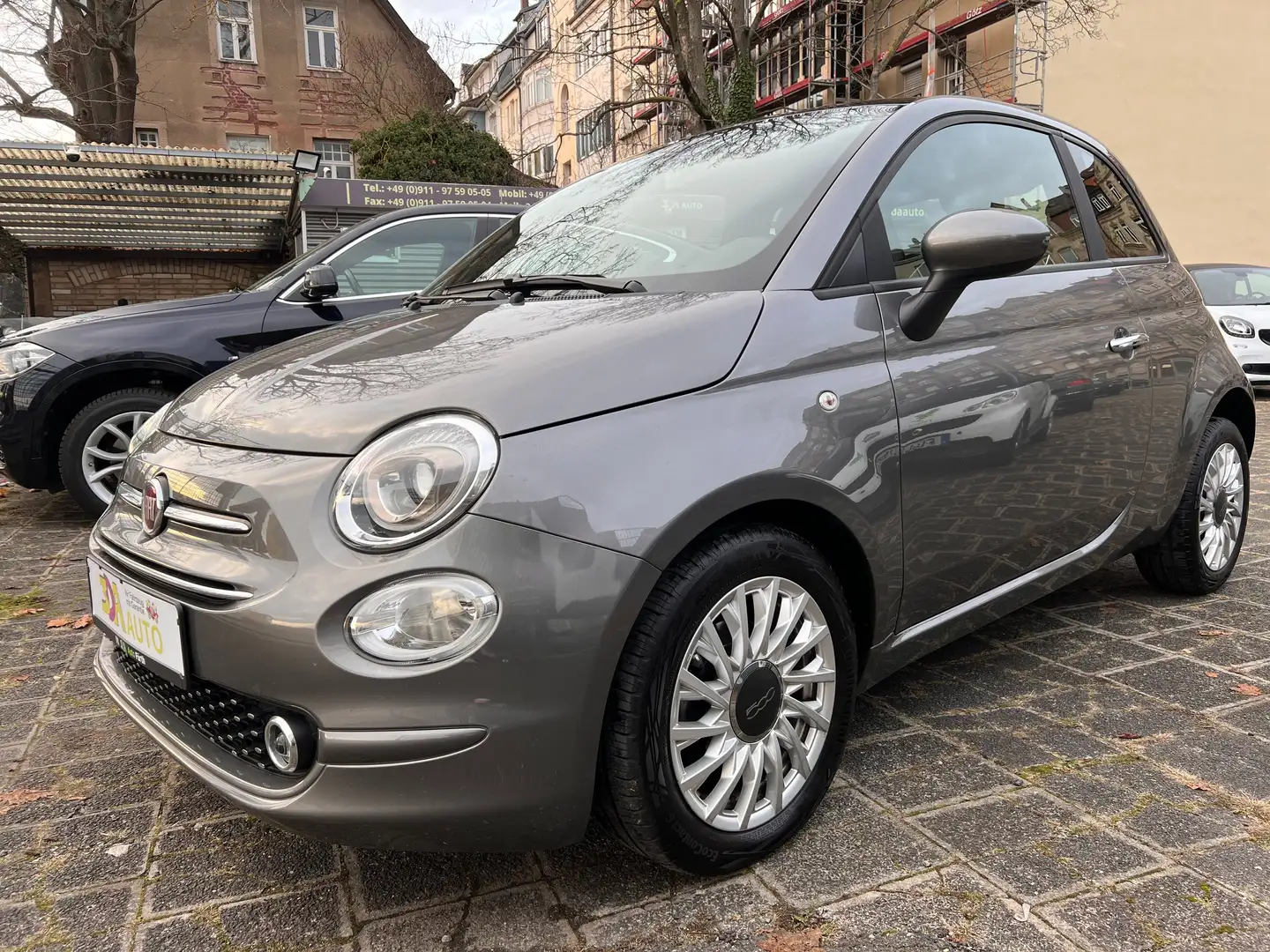 Fiat 500 Lounge 1.0 Hybrid Navi Panorama Tempomat Grau - 2