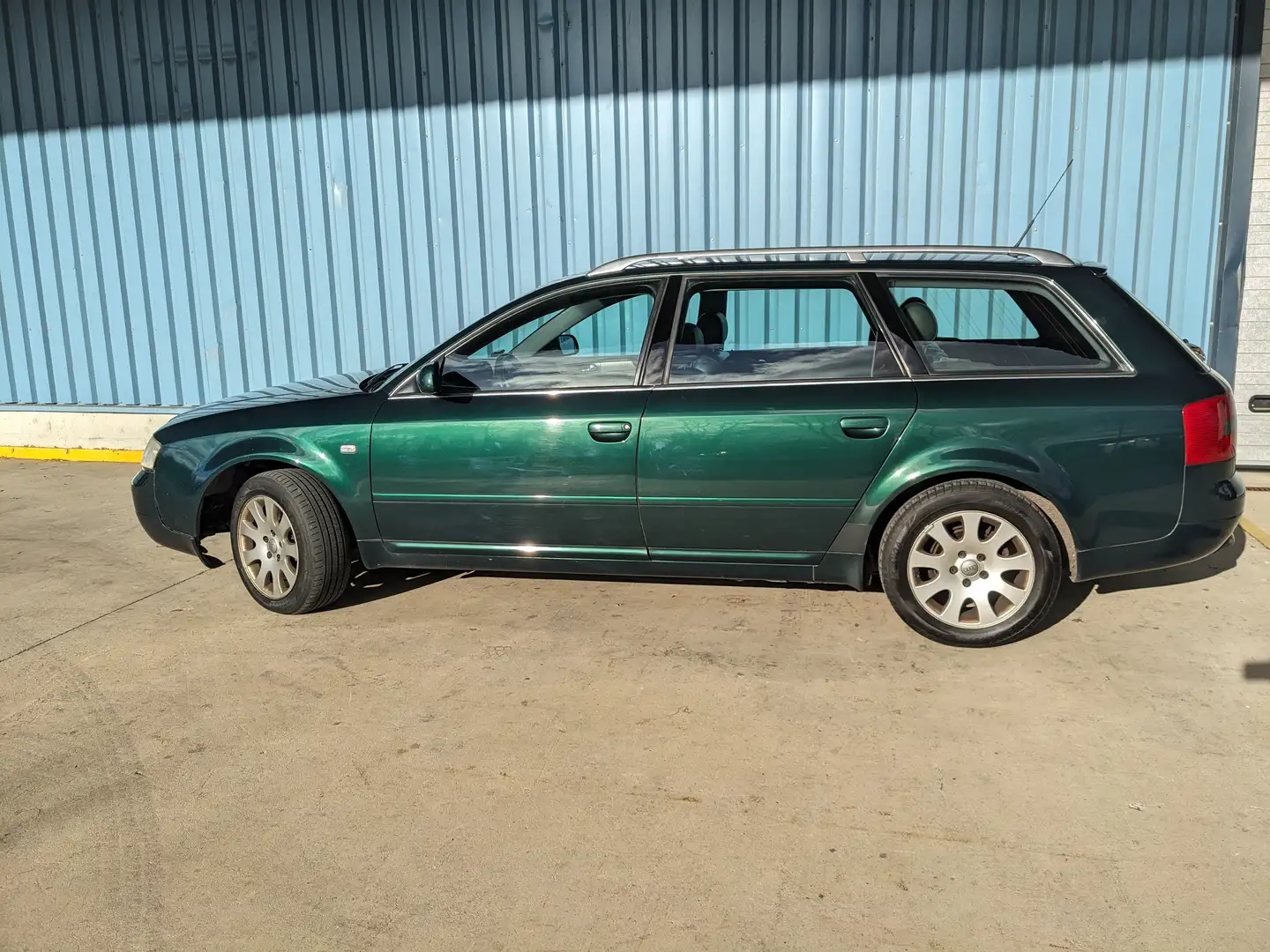 Audi A6 A6 Avant 2.5 TDI Verde - 2