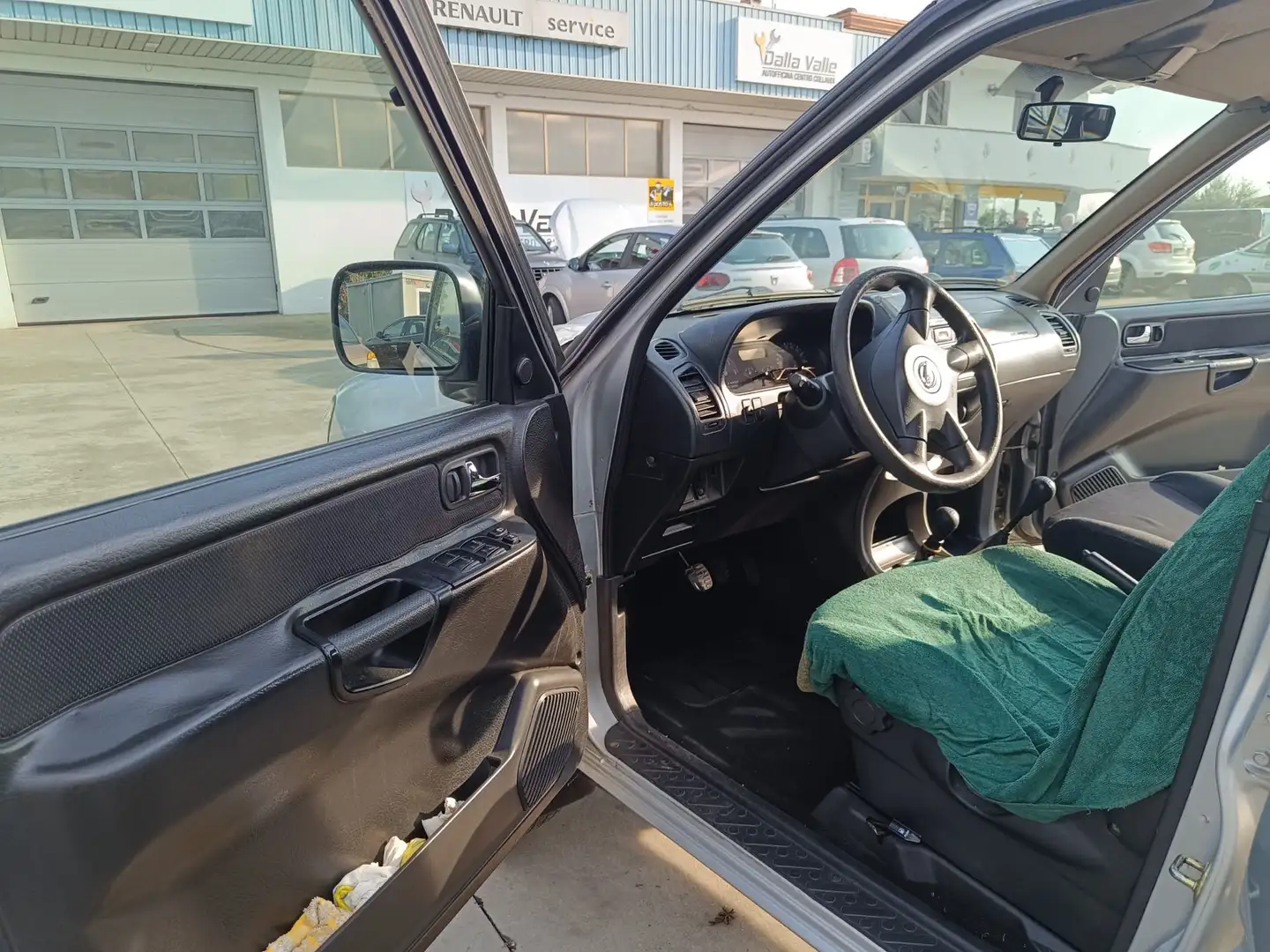 Nissan Terrano 5p 2.7 tdi s/CL AUTOCARRO 5 POSTI - 1
