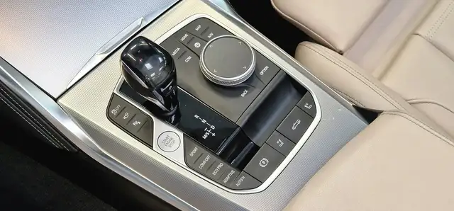 BMW M4 view 22