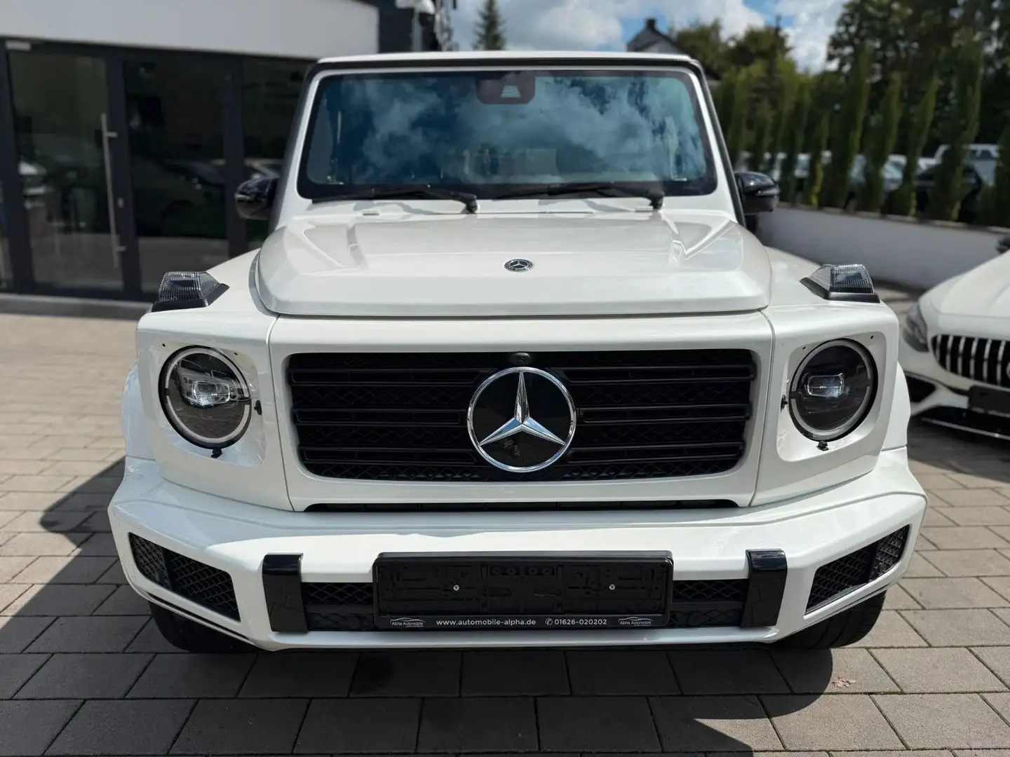 Mercedes-Benz G 500 G500 V8 Stronger than Time *AMG Line* Garantie Weiß - 2