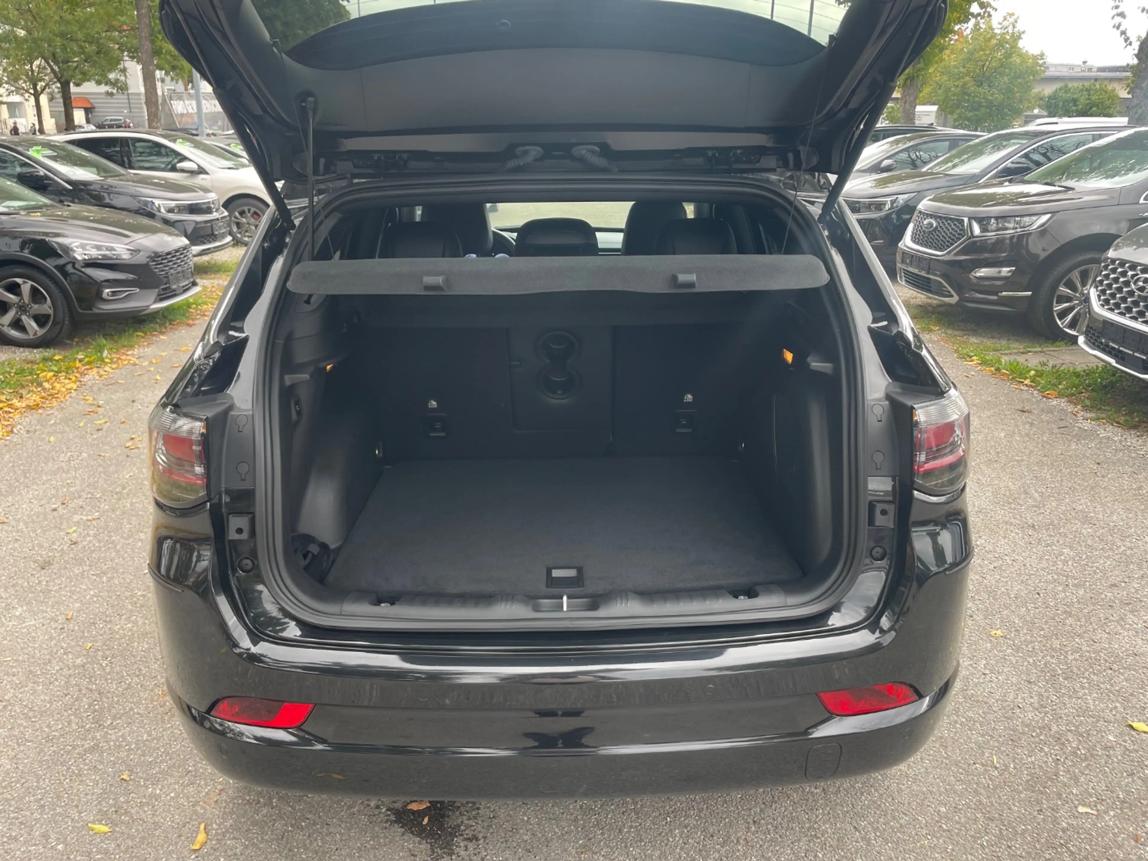 Jeep Compass 1.3 MultiAir FWD Limited 360 Kamera Leder — photo 9