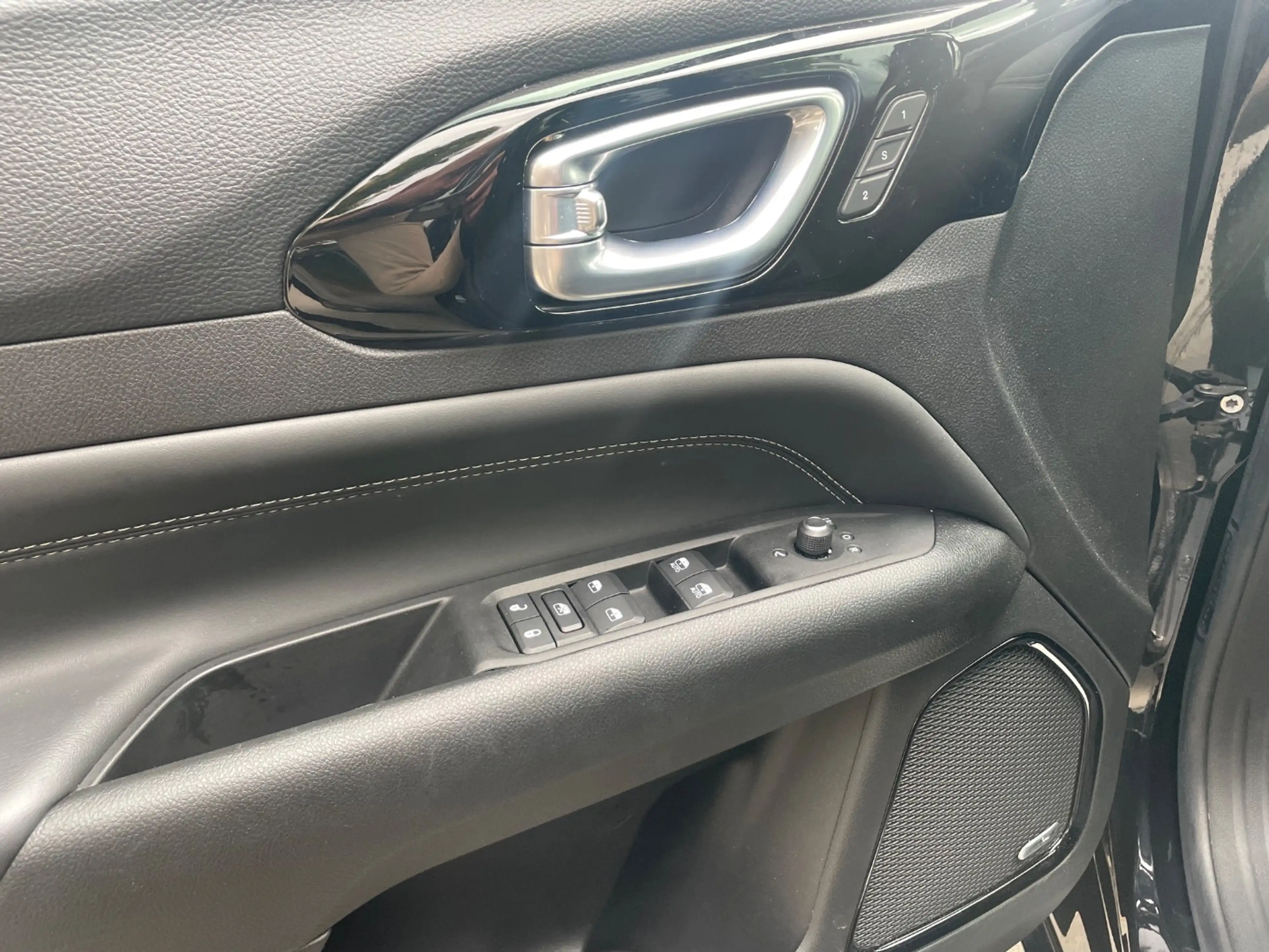 Jeep Compass 1.3 MultiAir FWD Limited 360 Kamera Leder — photo 12