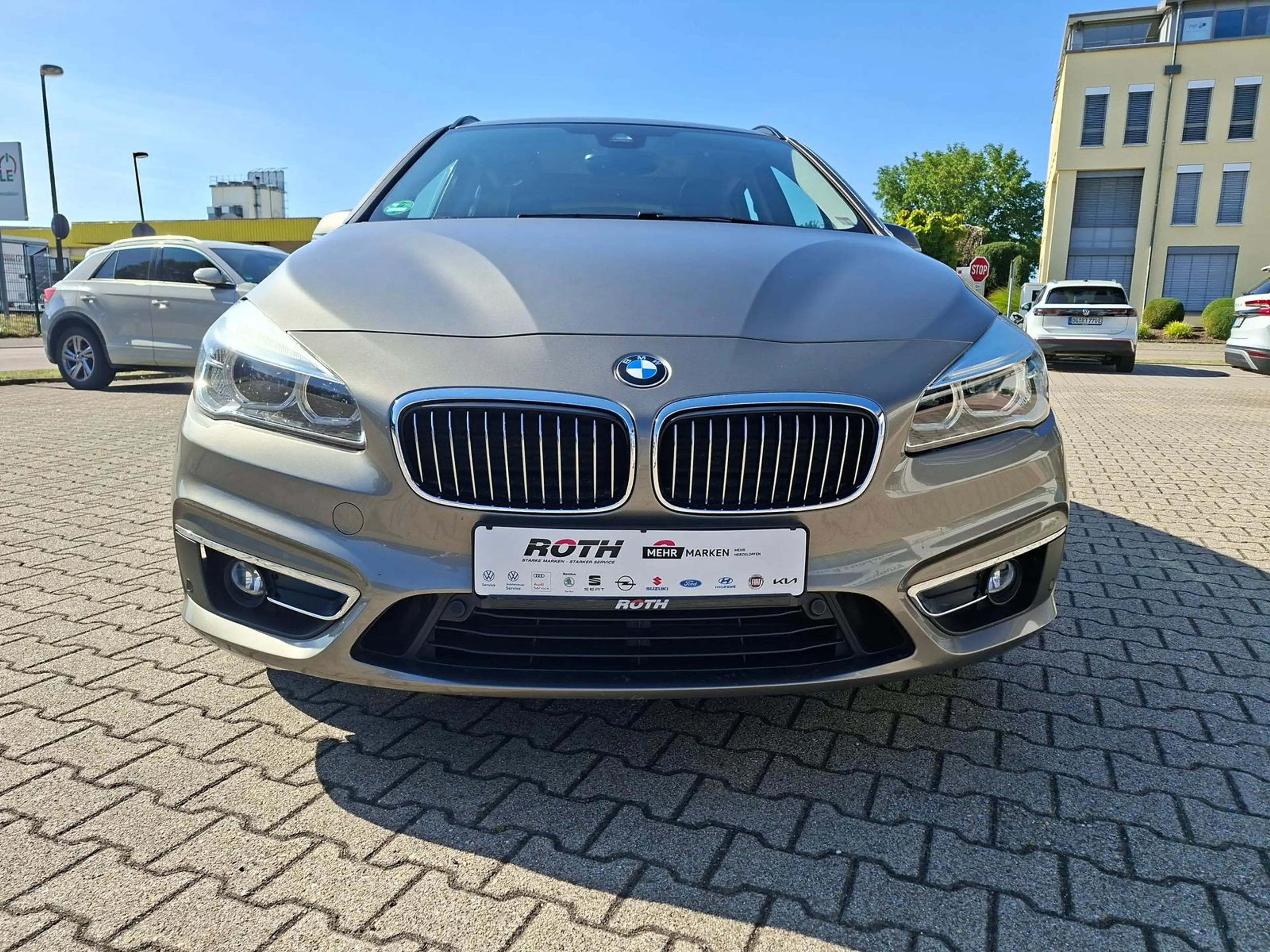 BMW 220 d xDrive Luxury Line *Navi*AHK*Pano*LED*PDC* — photo 10