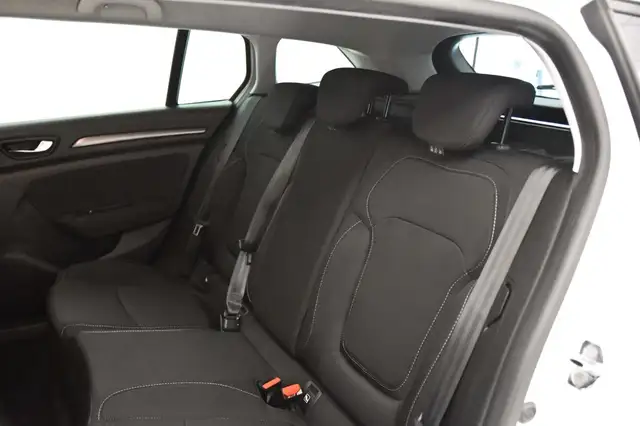 Renault Megane view 14