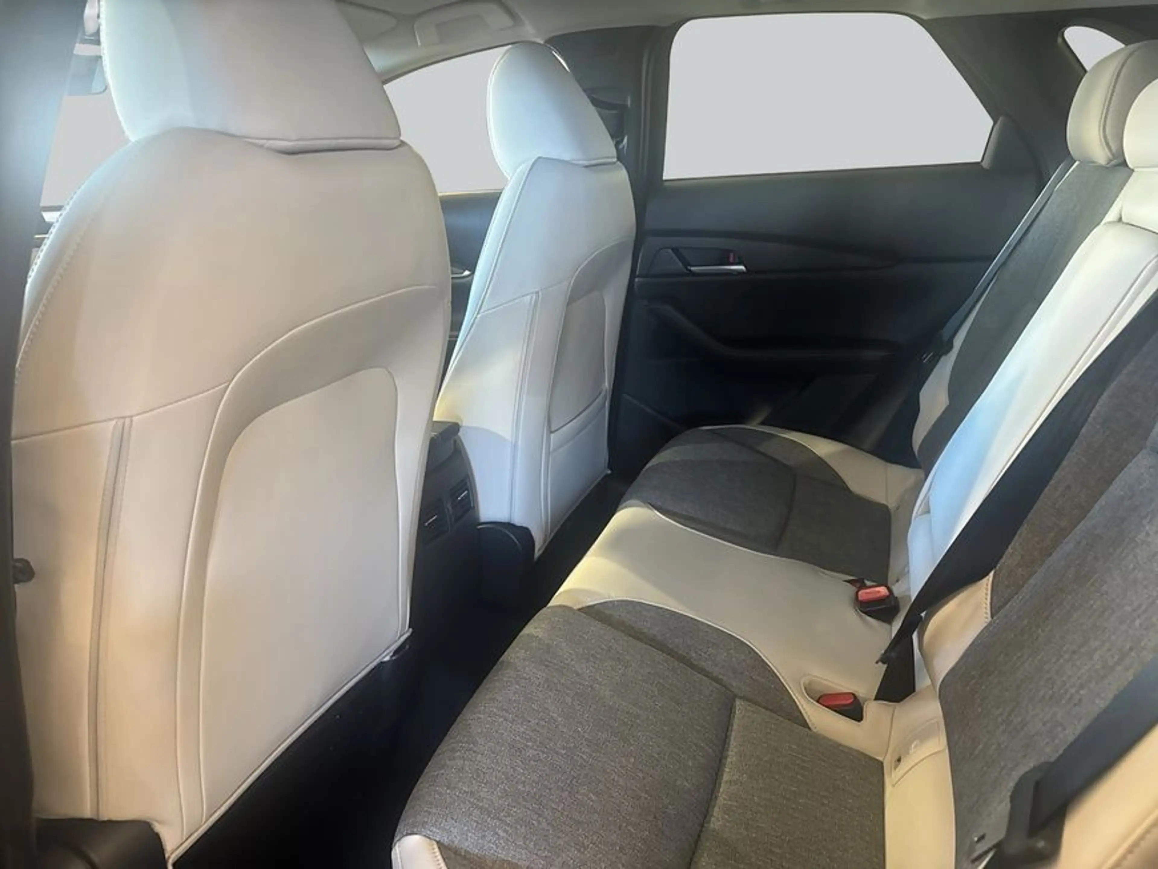 Mazda CX-30 e-SKYACTIVE G 140 Aut. MAKOTO 103 kW, 5-türi — photo 11