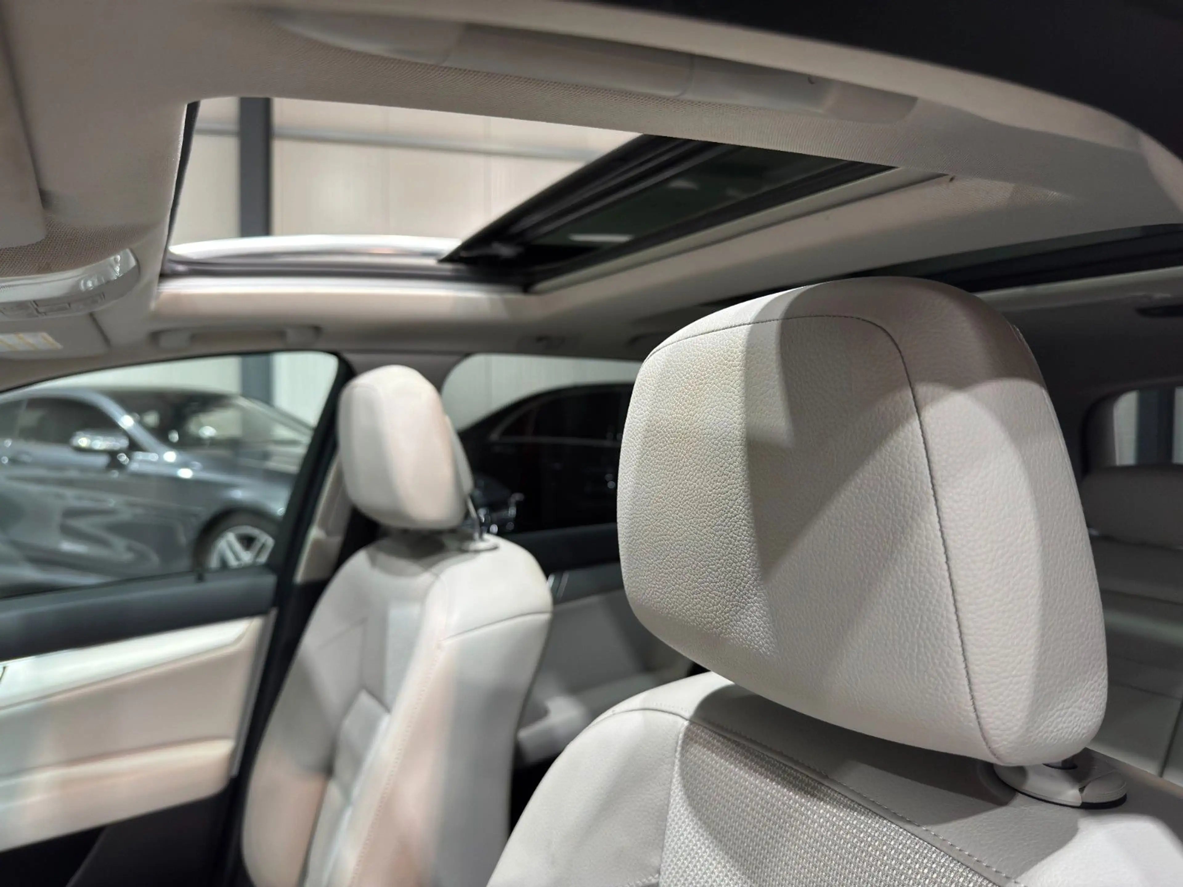 Mercedes-Benz C 250 /T-Modell/CDI/4Matic/PANO/LED/SHZ/NAVI/TEIL — photo 10