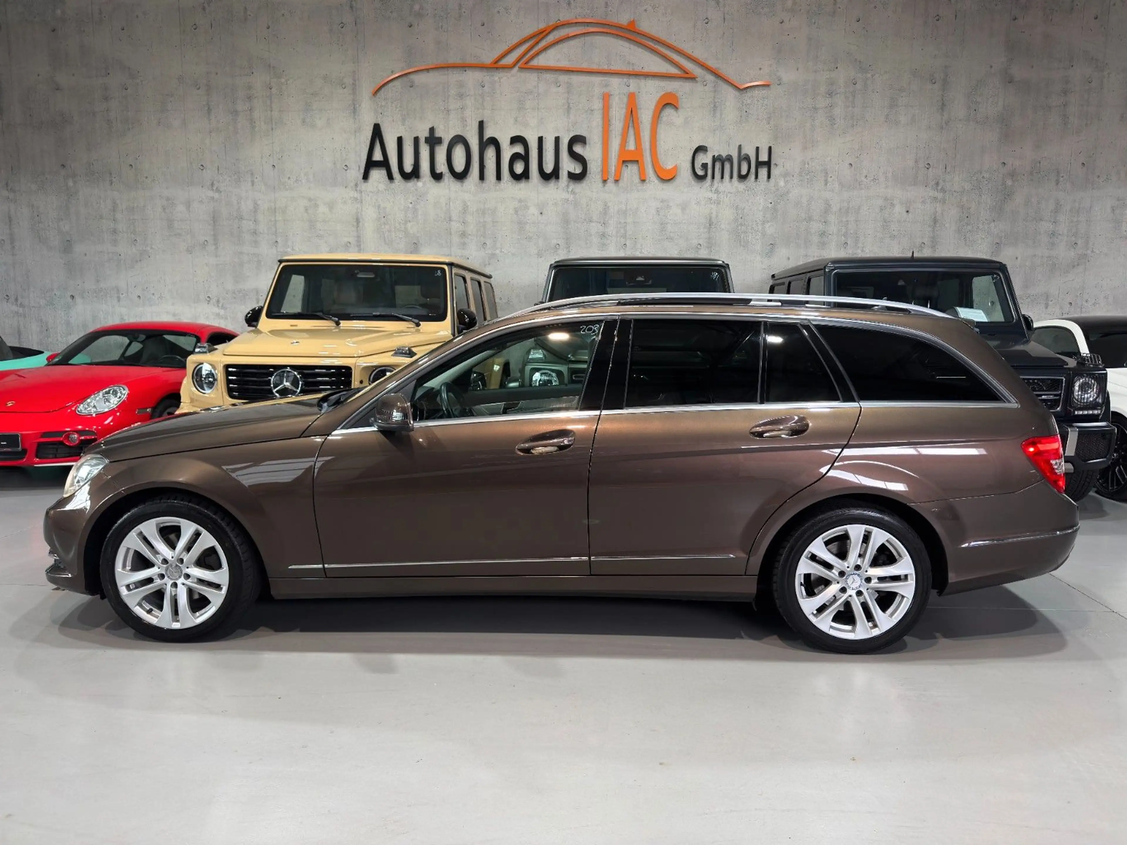 Mercedes-Benz C 250 /T-Modell/CDI/4Matic/PANO/LED/SHZ/NAVI/TEIL — photo 6