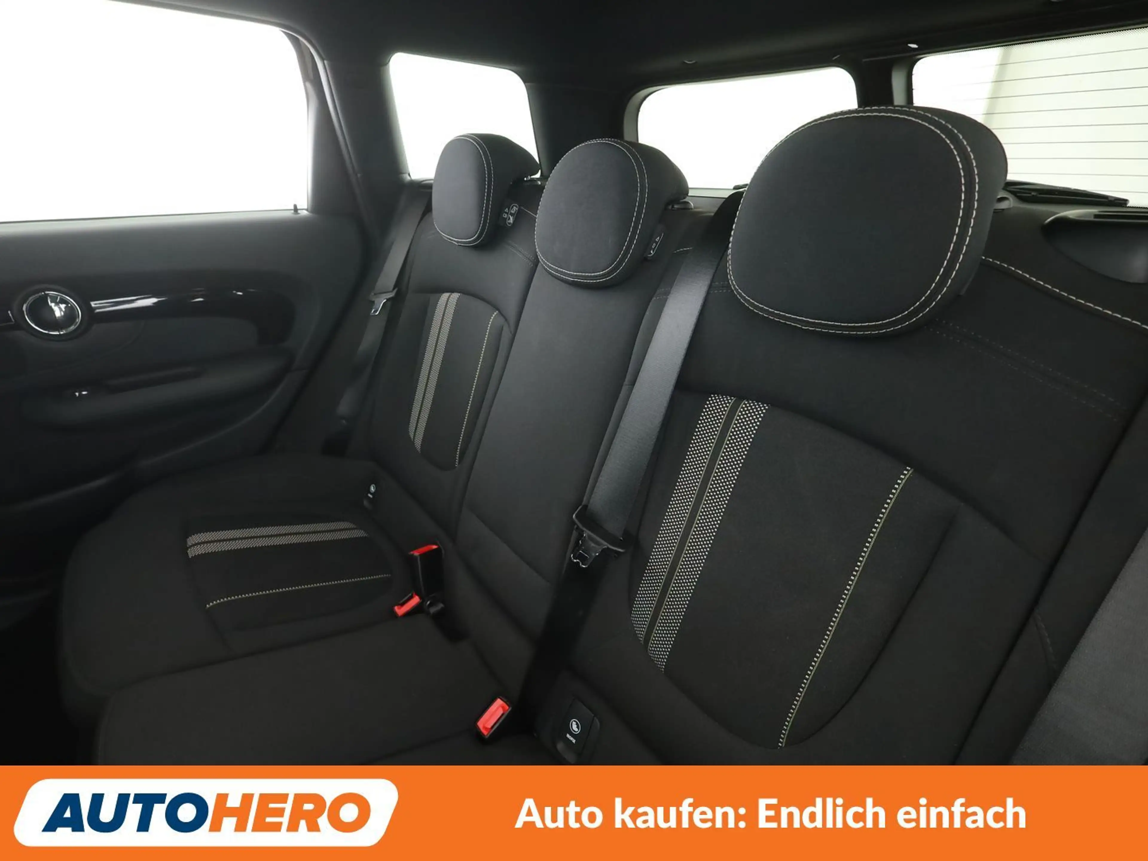 MINI Cooper S Clubman Cooper S Aut.*NAVI*LED*TEMPO*PLA*CAM* — photo 14