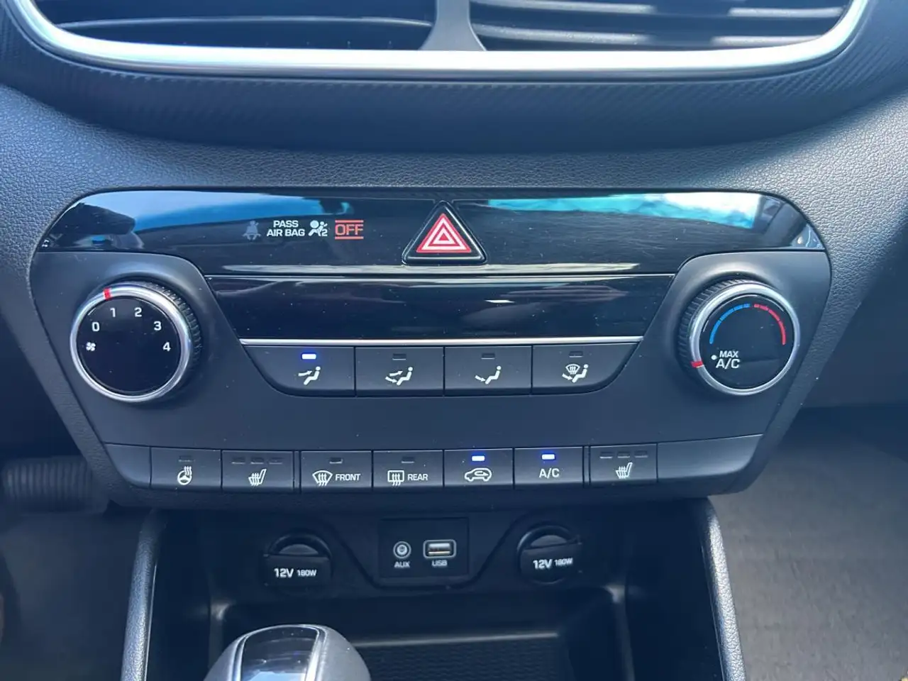 Hyundai TUCSON снимка Hyundai TUCSON