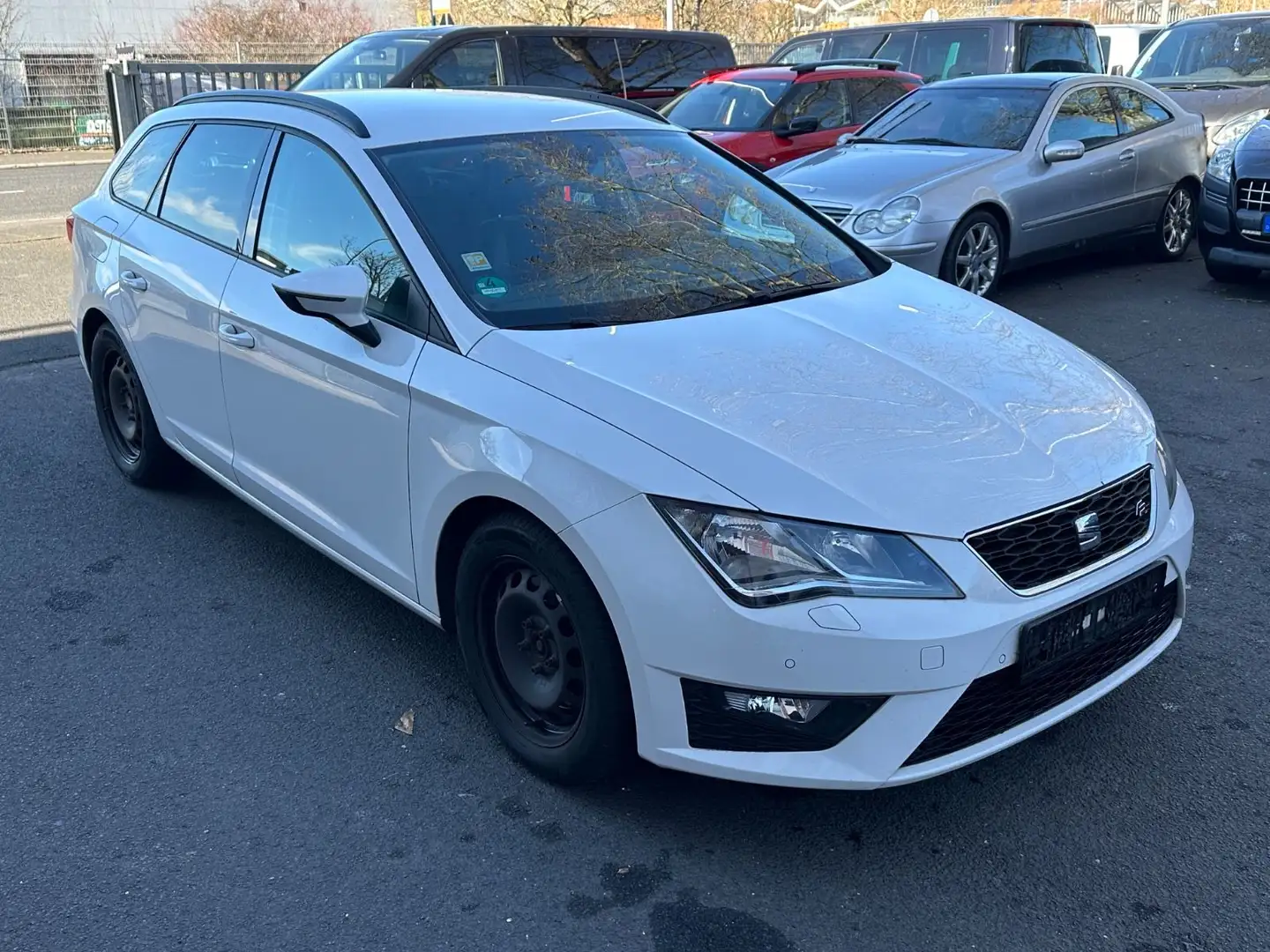 SEAT Leon ST FR~APPLE~EU6~ALCANTARA~PDC Weiß - 1