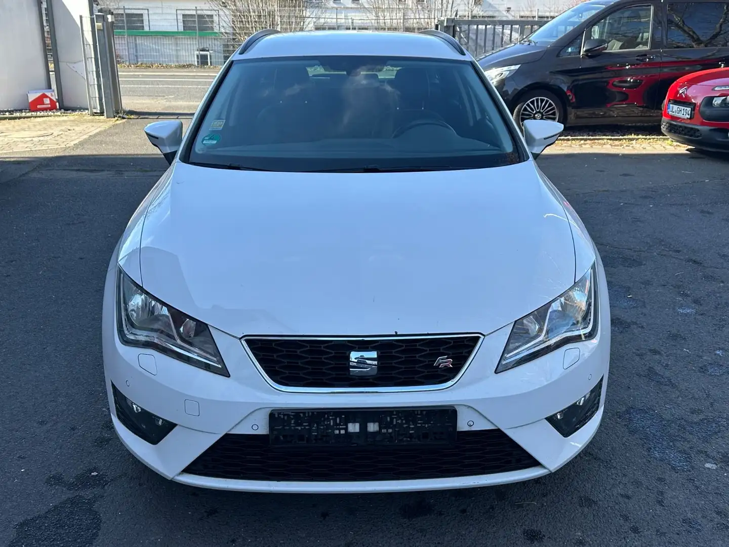 SEAT Leon ST FR~APPLE~EU6~ALCANTARA~PDC Weiß - 2