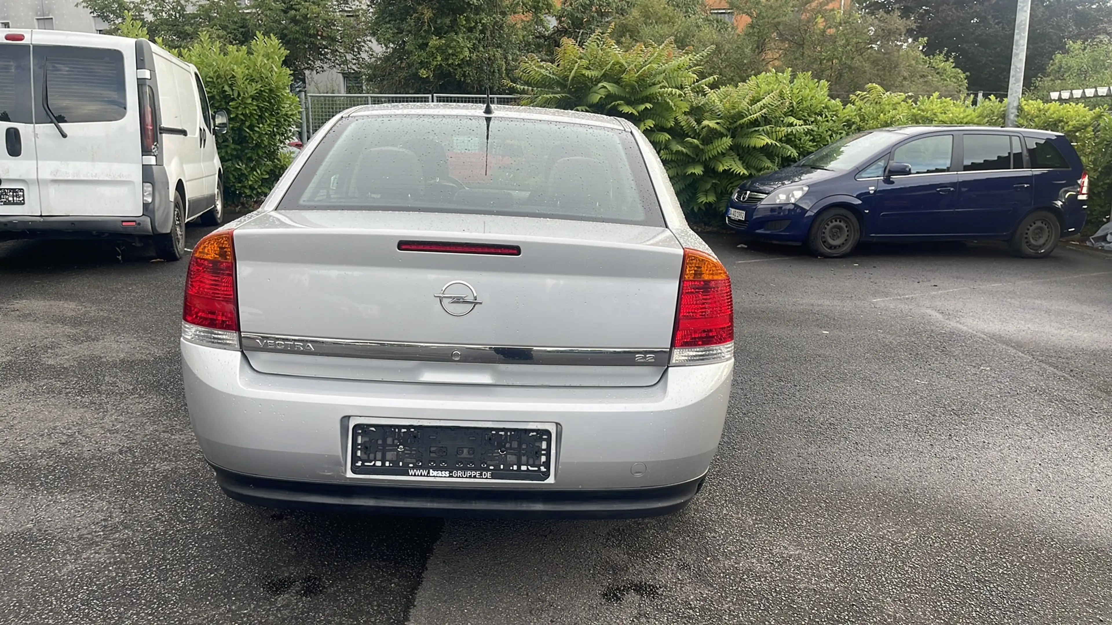 Opel Vectra 2.2 Elegance Klimaautomatik Allwetterreifen — photo 5