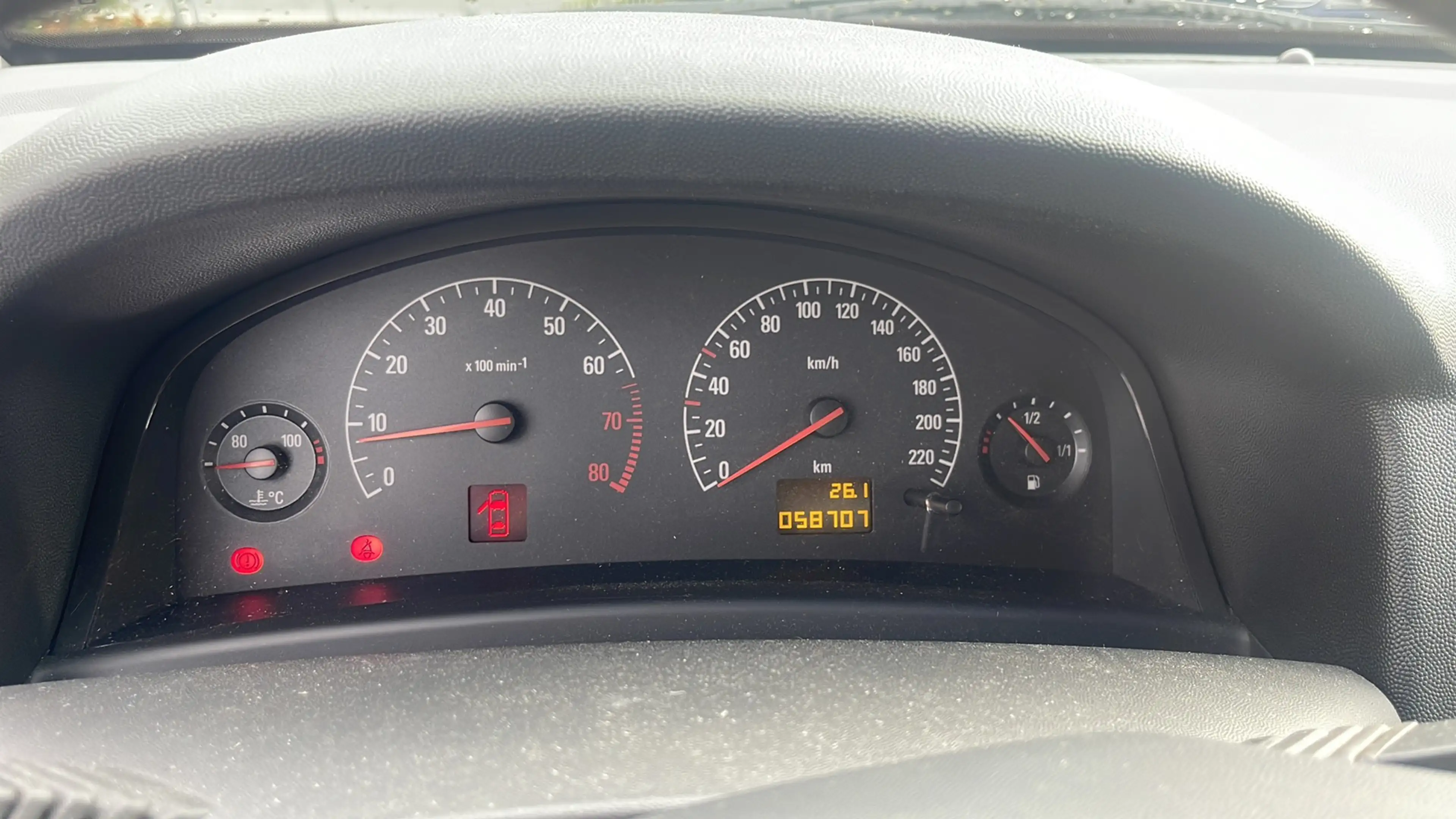 Opel Vectra 2.2 Elegance Klimaautomatik Allwetterreifen — photo 14