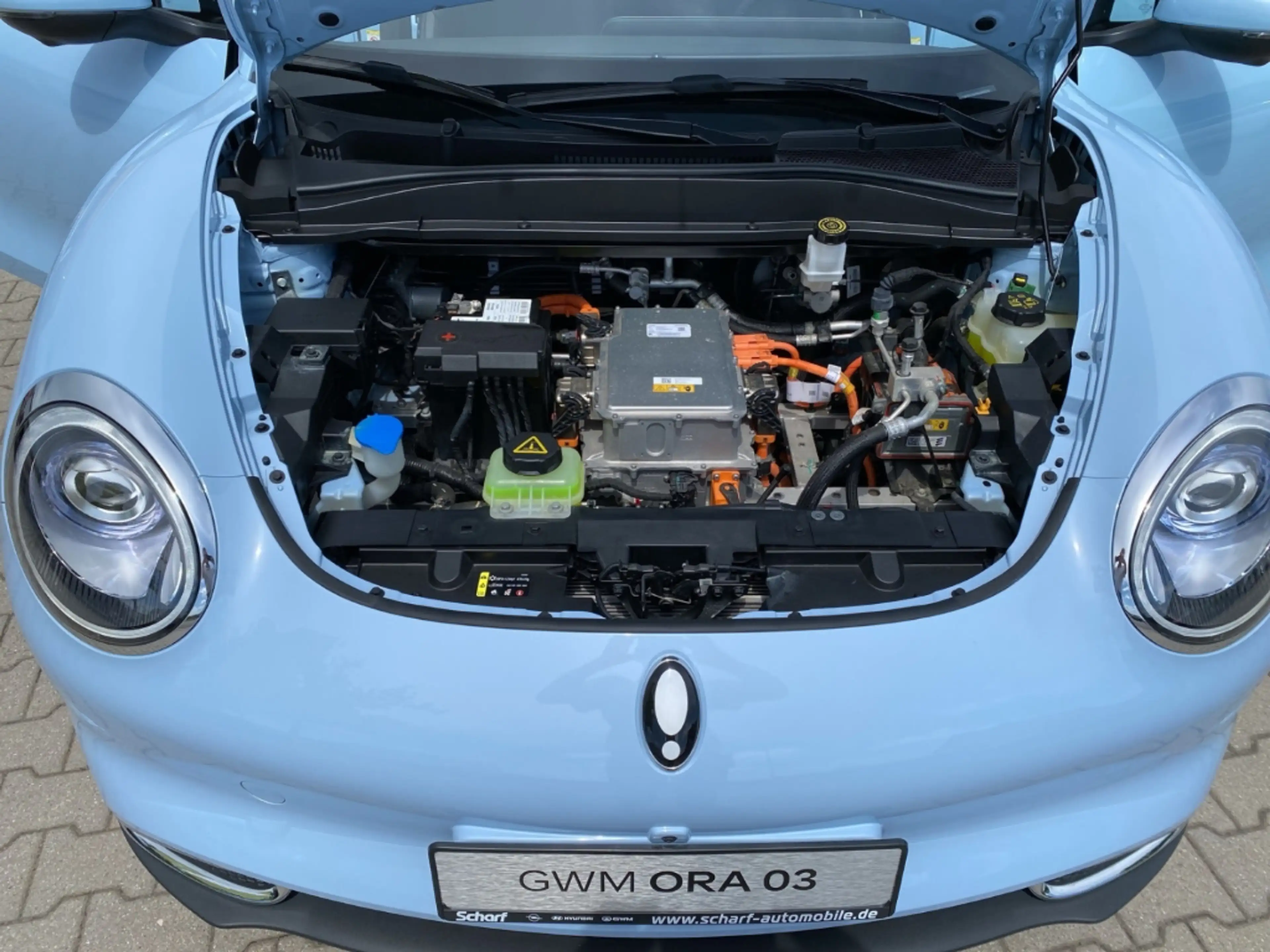 GWM ORA 03 300 Basis 48 kWh Navi 360 Kamera LED DAB — photo 6