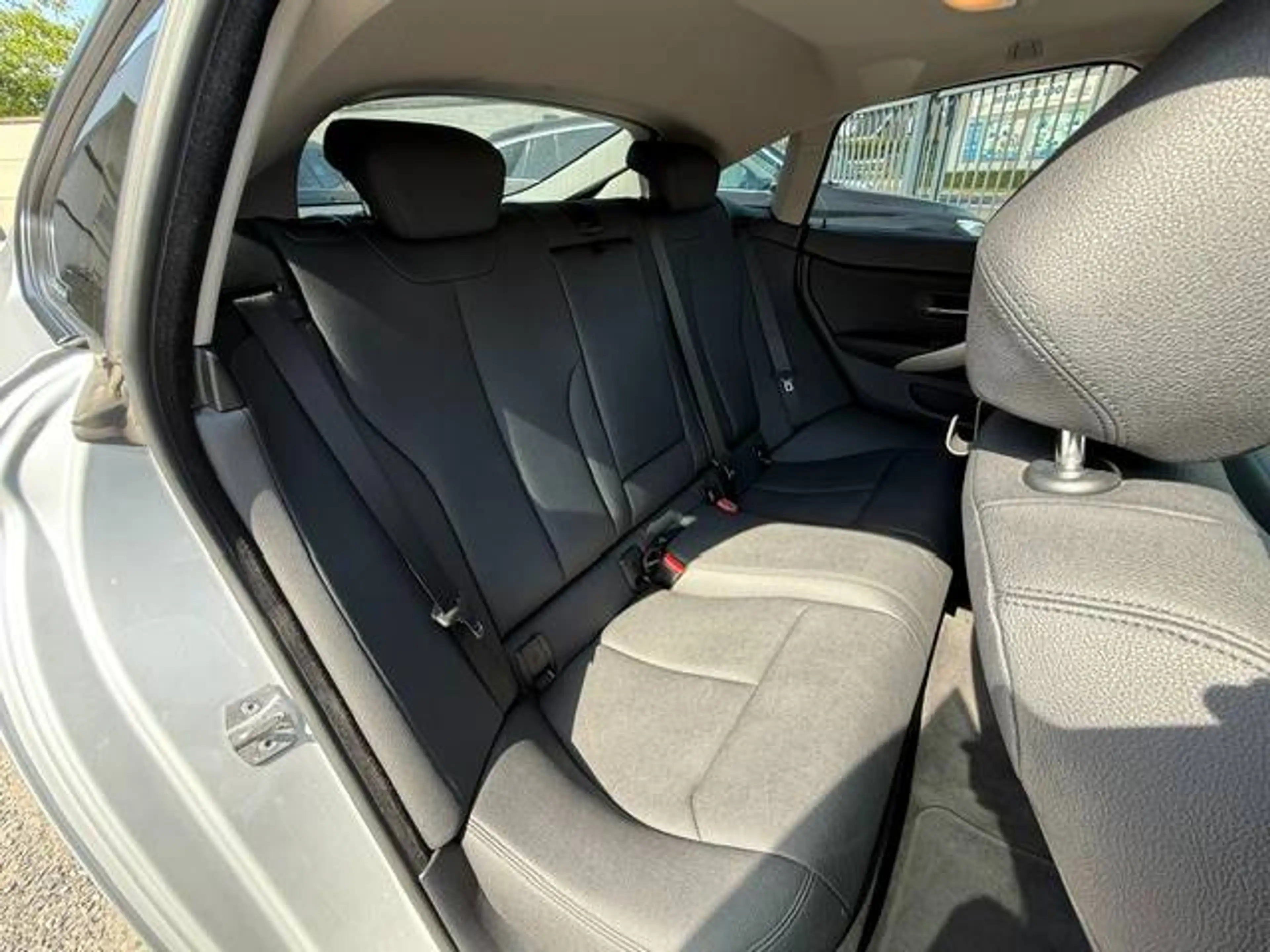 BMW 418 2.0d Gran Coupé FACELIFT Euro6b Leder Navi LED Pdc — photo 9