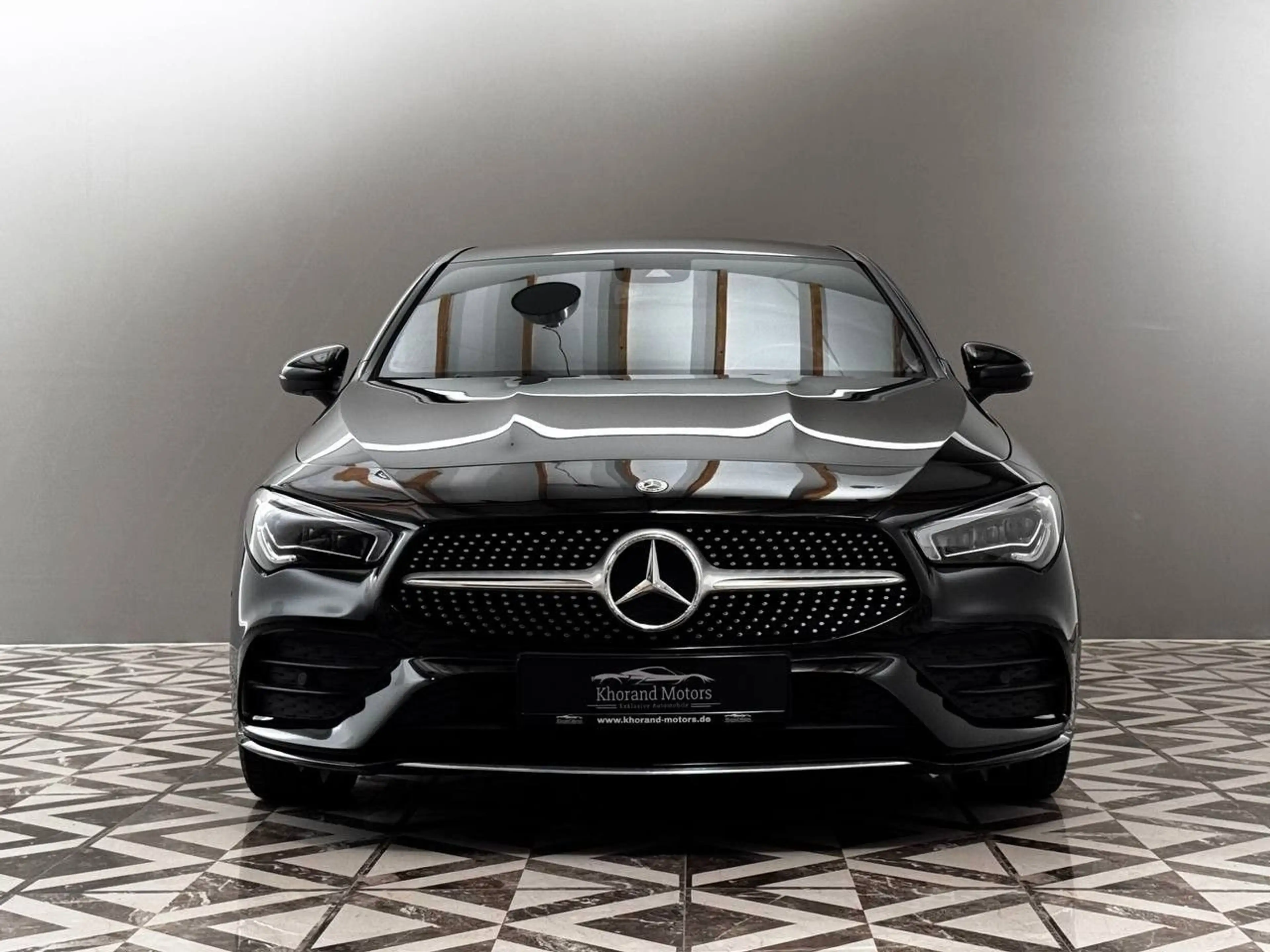 Mercedes-Benz CLA 220 d AMG Line — photo 3