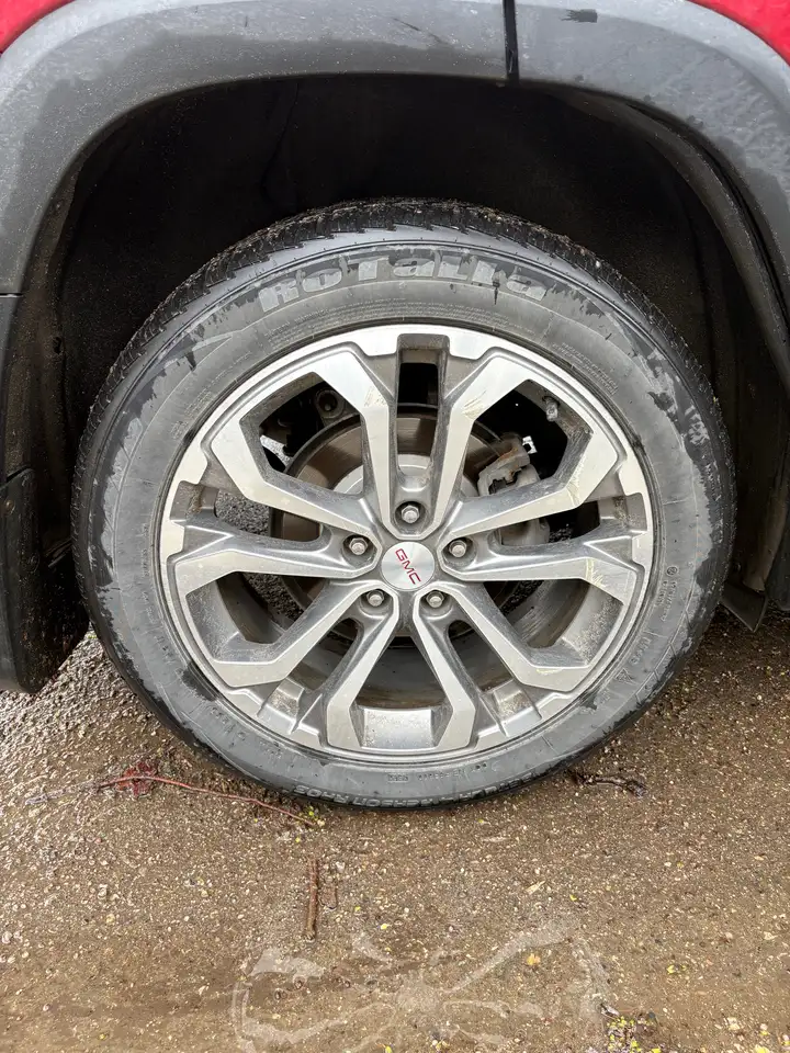 GMC Terrain снимка GMC Terrain