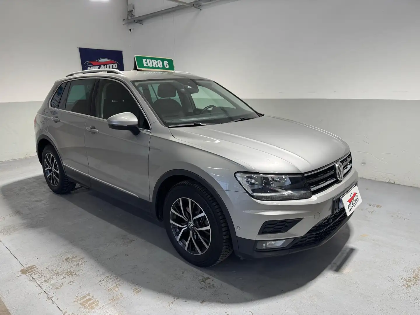 Volkswagen Tiguan Tiguan II 2016 2.0 tdi Business 150cv dsg Argento - 1