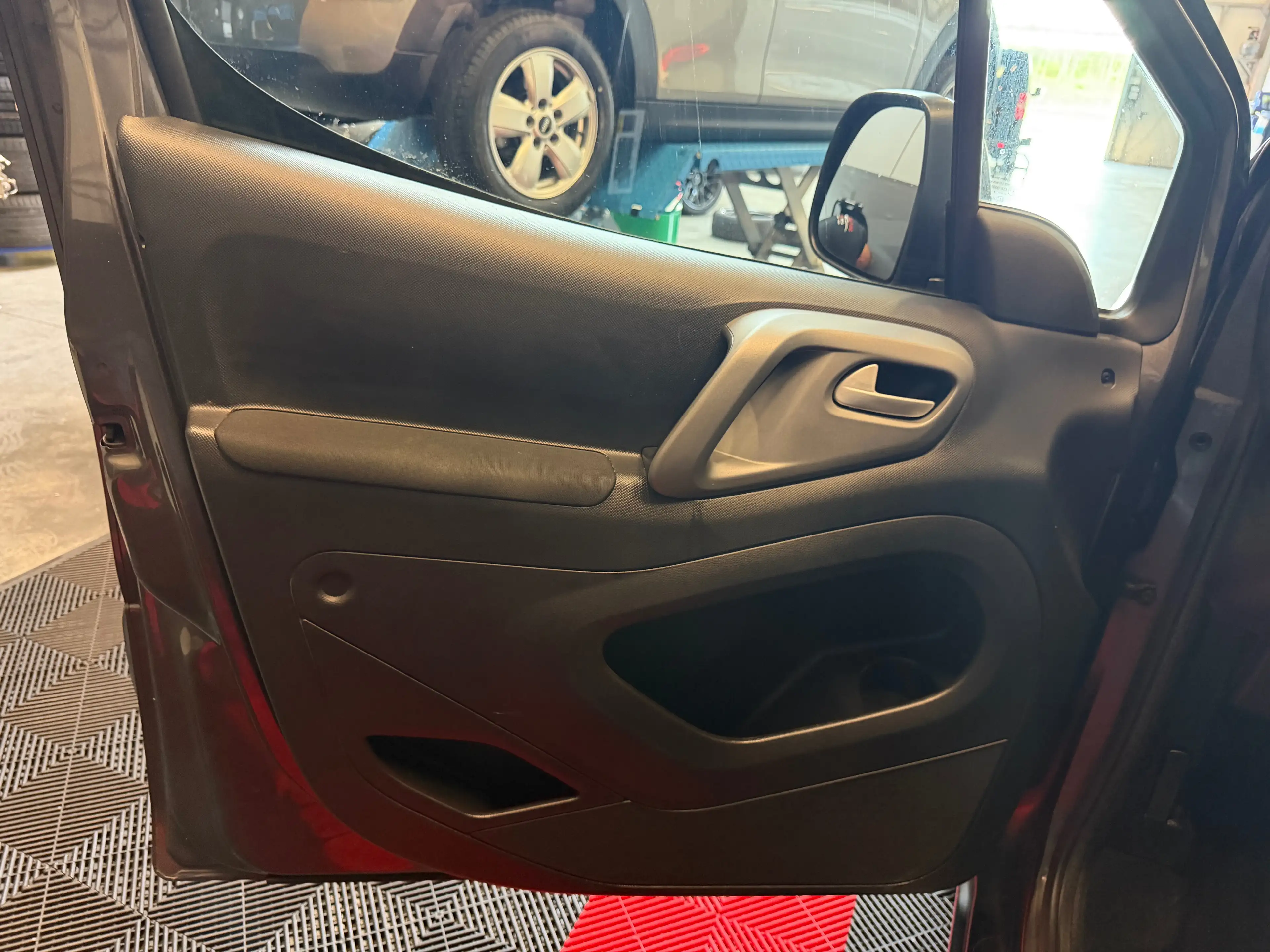 Peugeot Partner Tepee/Cc/Pdc/Navi/Airco/1 st eigenaar !!!! — photo 11