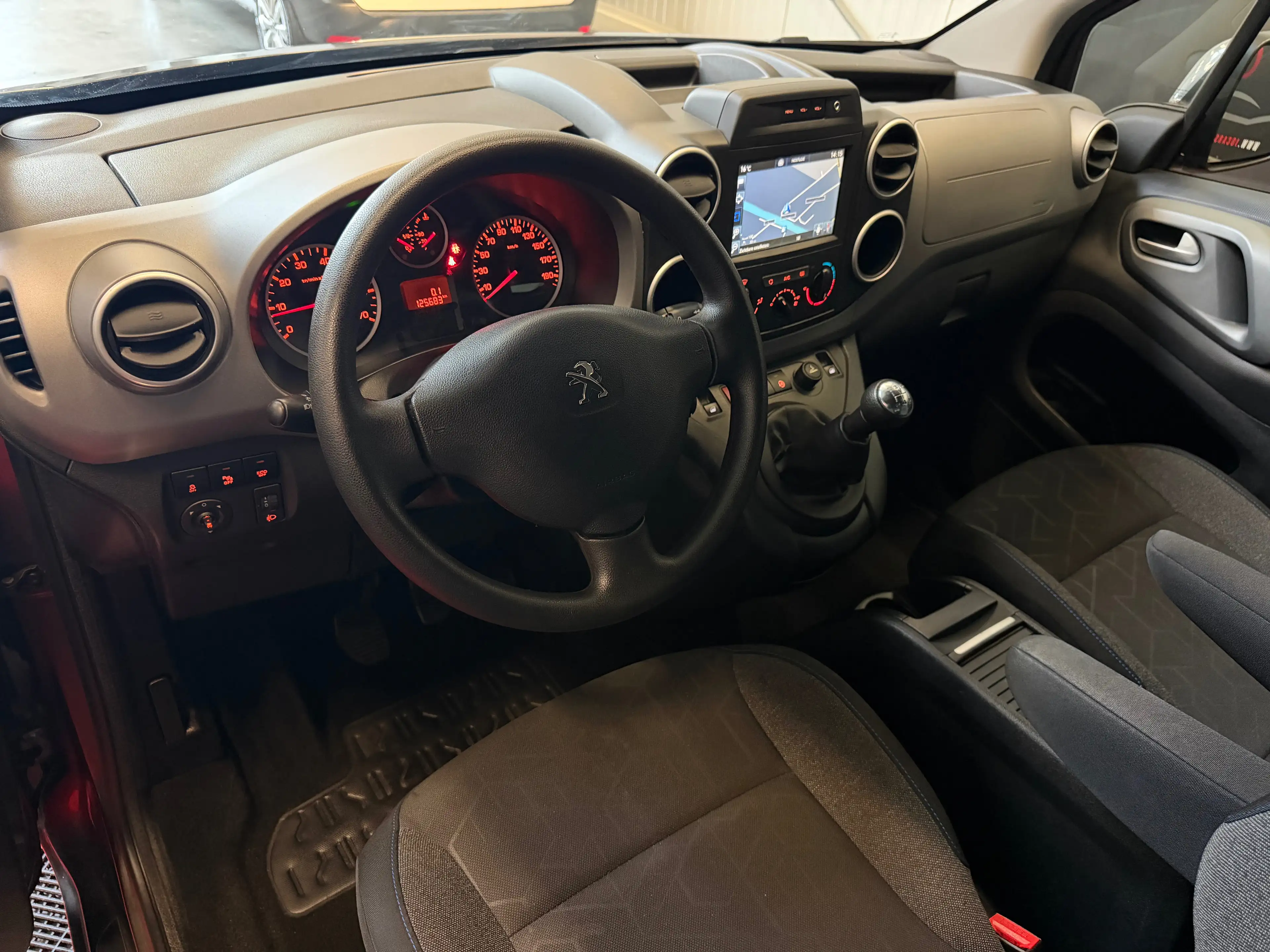 Peugeot Partner Tepee/Cc/Pdc/Navi/Airco/1 st eigenaar !!!! — photo 14