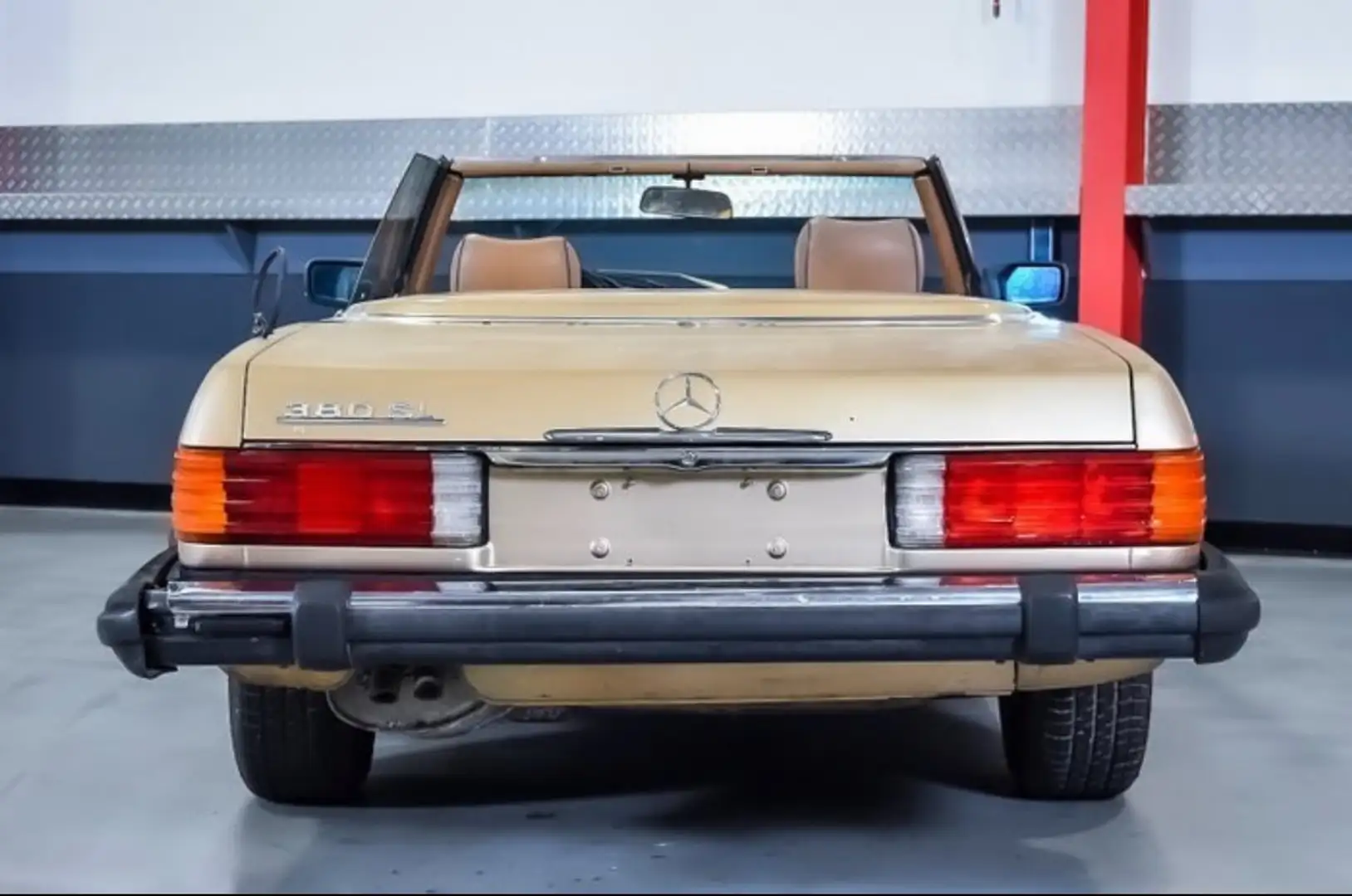 Mercedes-Benz SL 380 Arany - 2