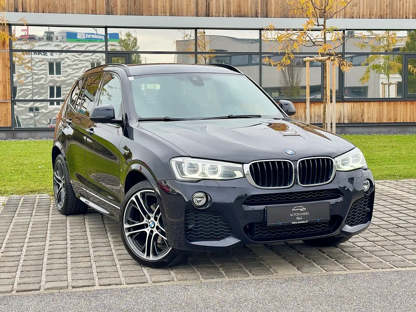 BMW X3 xDrive 20d Aut. *M-PAKET, LED, KAMERA, NAVI* Schwarz - 1