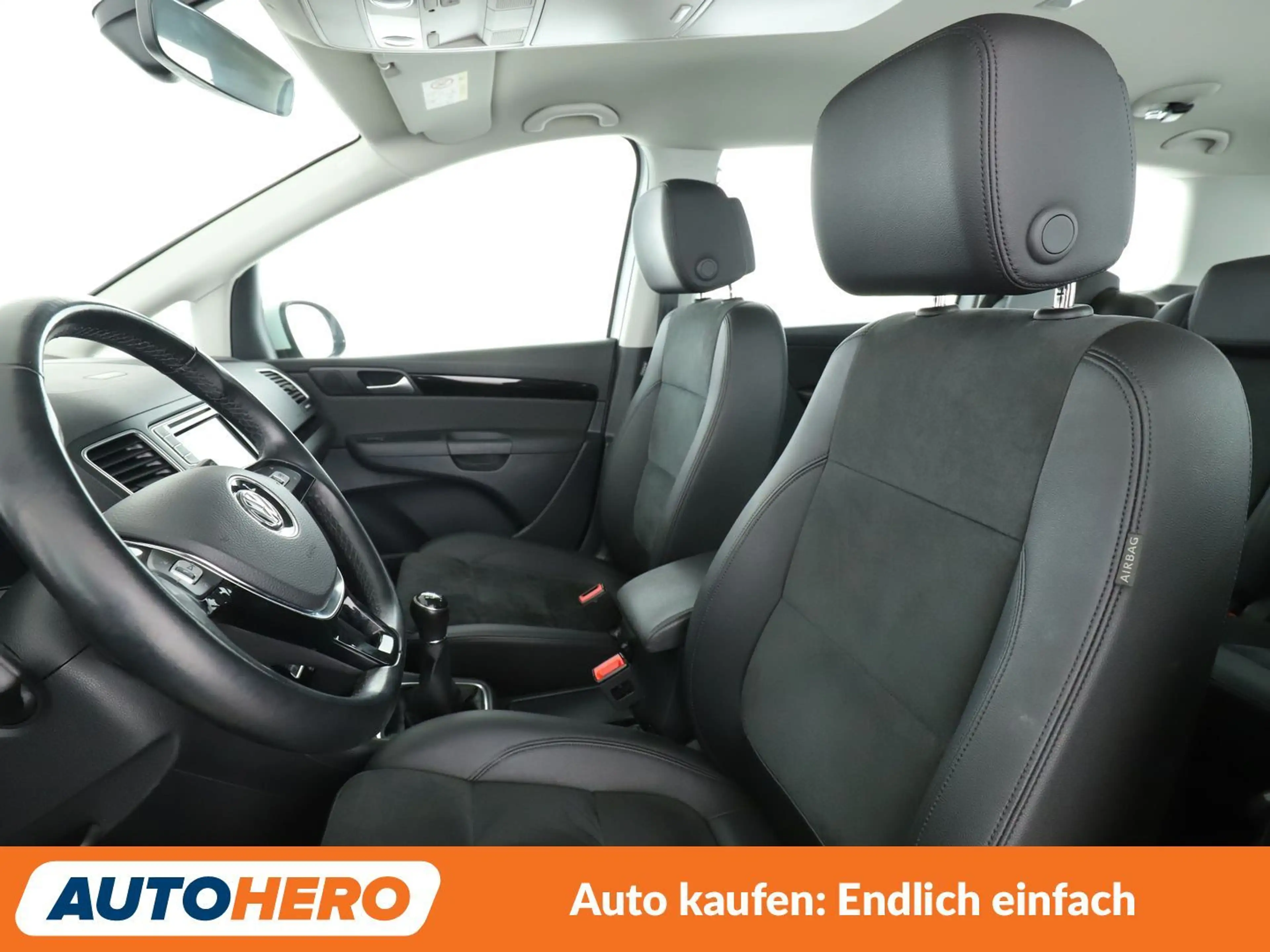 Volkswagen Sharan 1.4 TSI Highline BlueMotion Tech*NAVI*CAM* — photo 10