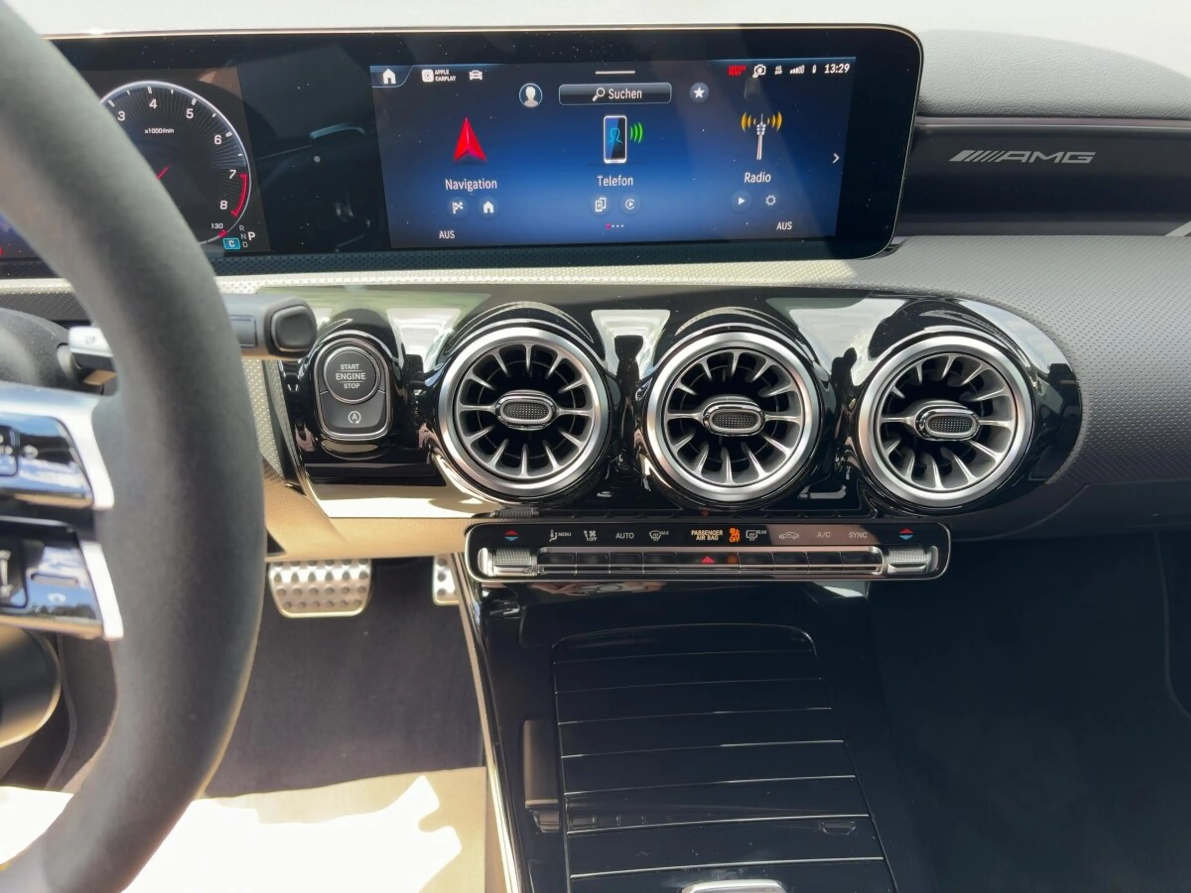 Mercedes-Benz A 45 AMG A 45S Distr/PanoD/KeyG/360/Burm/Memory/Multibeam — photo 11