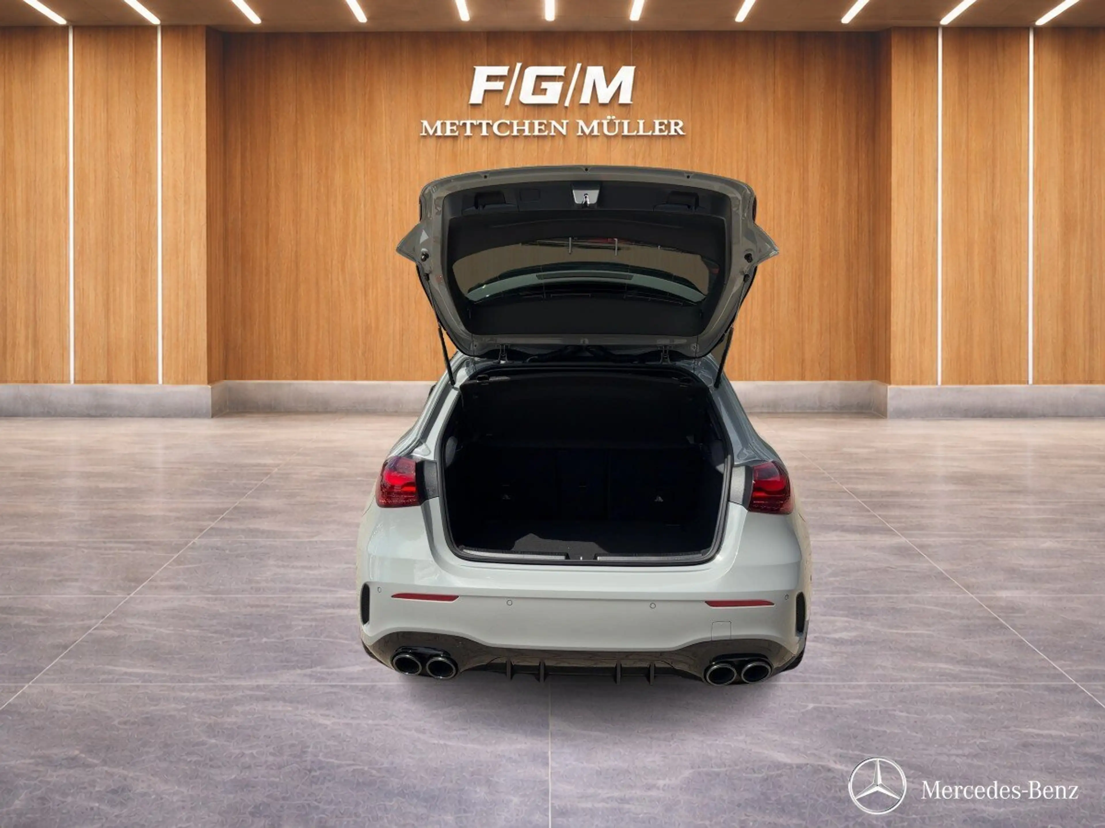 Mercedes-Benz A 45 AMG A 45S Distr/PanoD/KeyG/360/Burm/Memory/Multibeam — photo 5