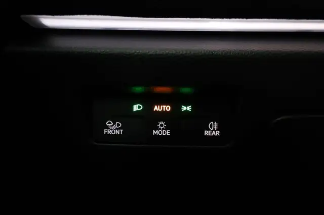 Volkswagen Passat Variant 2.0 TDI 142 kW 4Motion R-Line DSG 4M Black, AHK... Ansicht 8