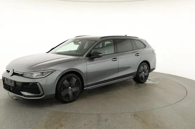 Volkswagen Passat Variant 2.0 TDI 142 kW 4Motion R-Line DSG 4M Black, AHK... Ansicht 31