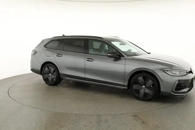 Volkswagen Passat Variant 2.0 TDI 142 kW 4Motion R-Line DSG 4M Black, AHK... Ansicht 24