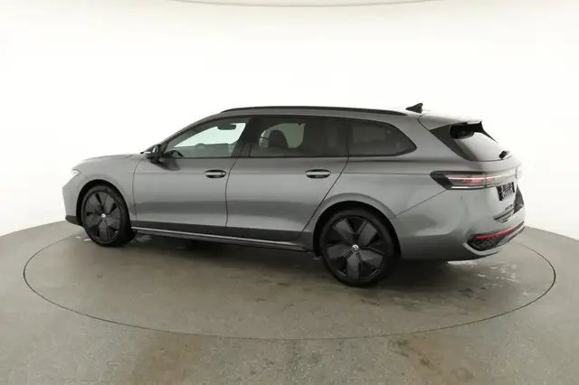 Volkswagen Passat Variant 2.0 TDI 142 kW 4Motion R-Line DSG 4M Black, AHK... Ansicht 36