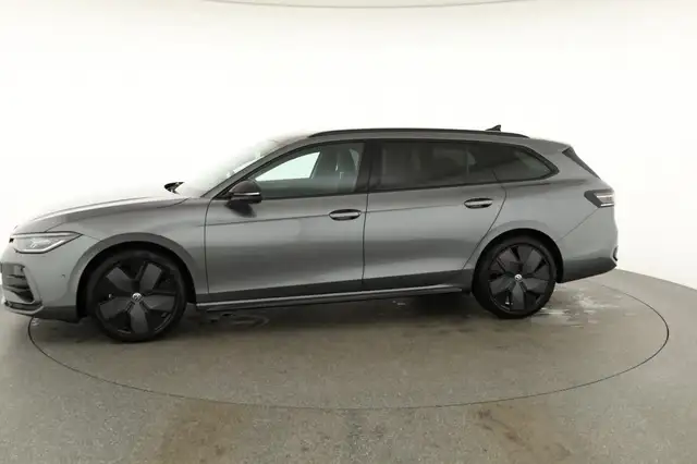 Volkswagen Passat Variant 2.0 TDI 142 kW 4Motion R-Line DSG 4M Black, AHK... Ansicht 33