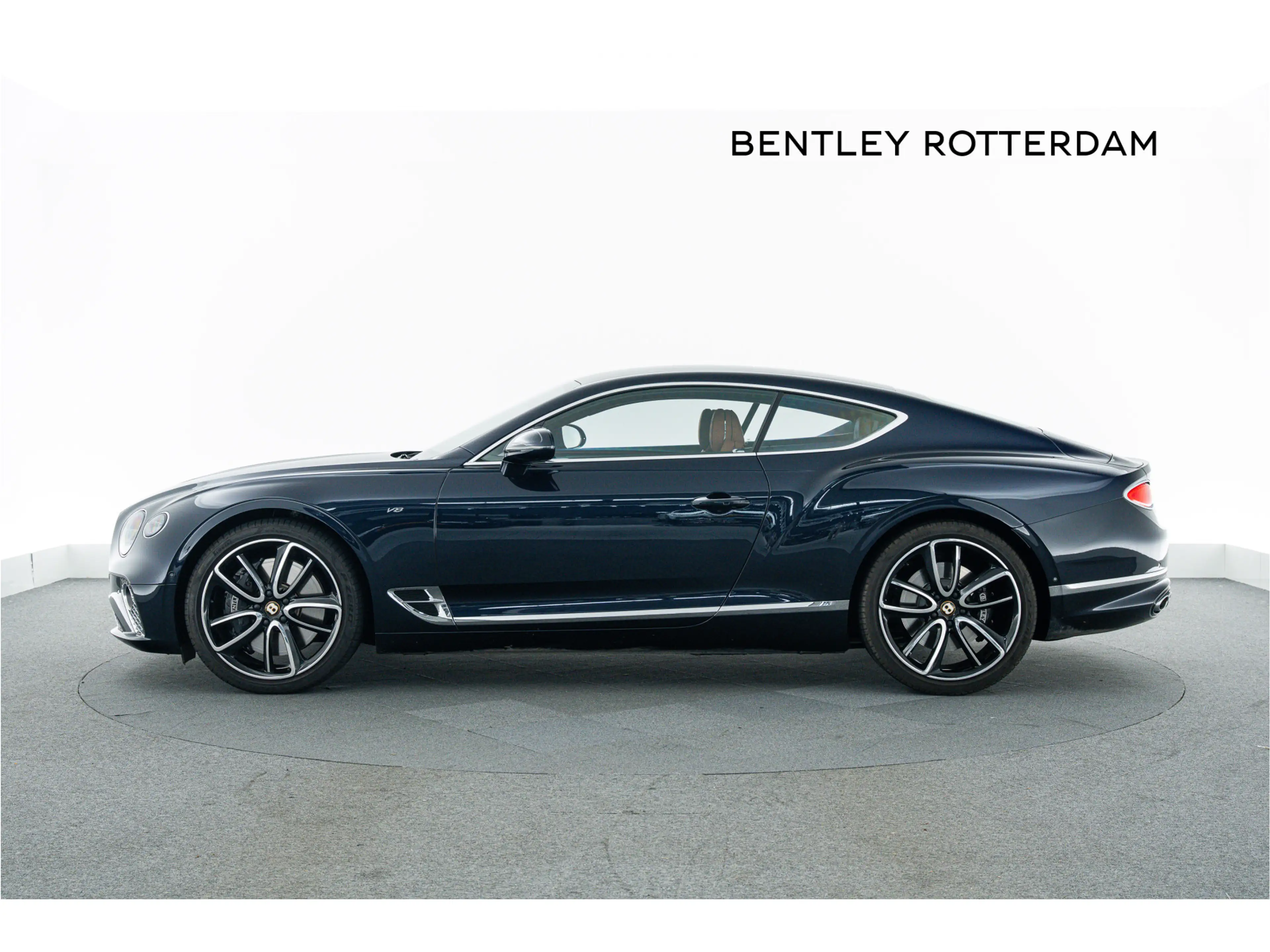 Bentley Continental GT V8 MY2020 — photo 2
