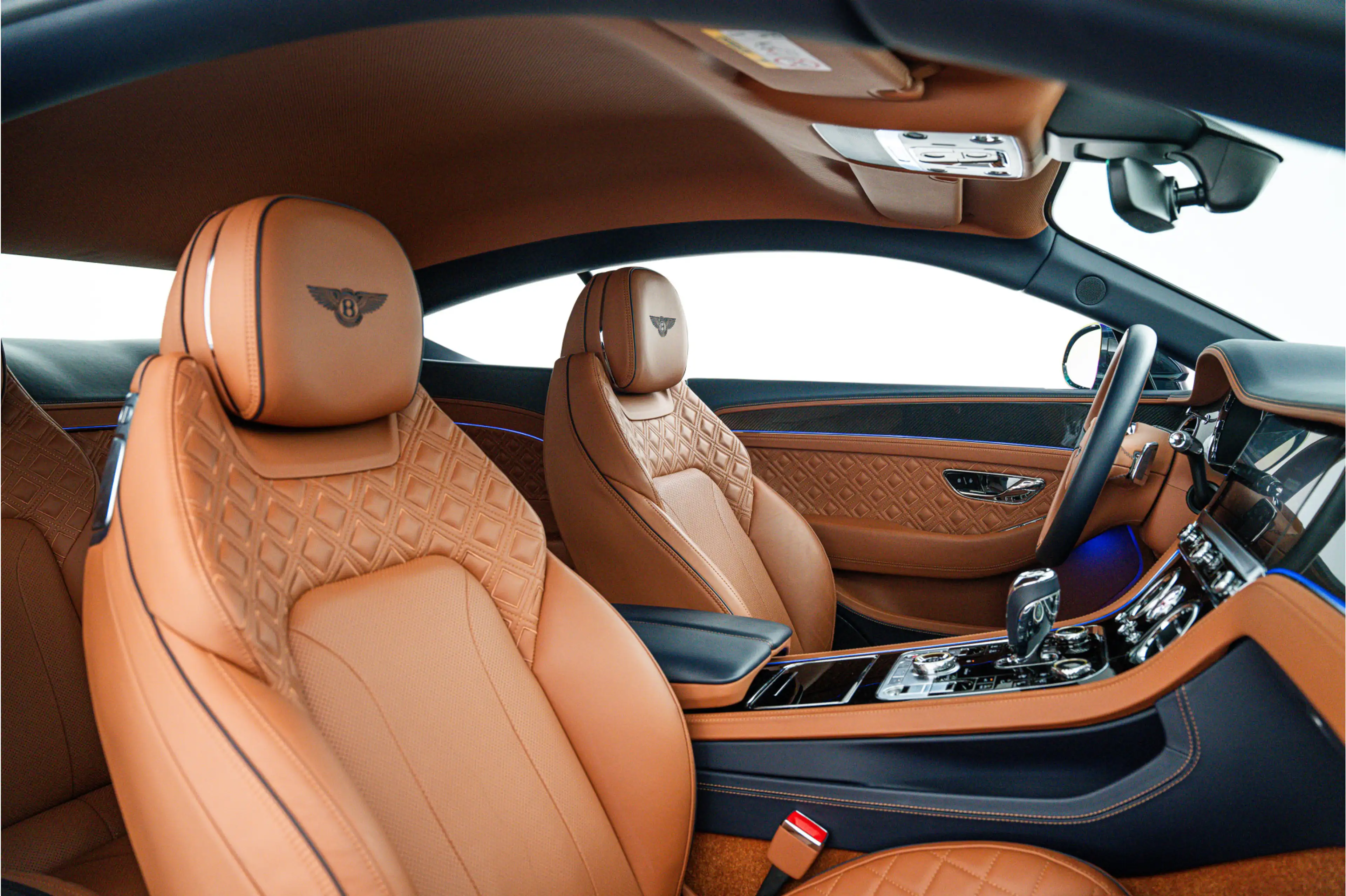 Bentley Continental GT V8 MY2020 — photo 8
