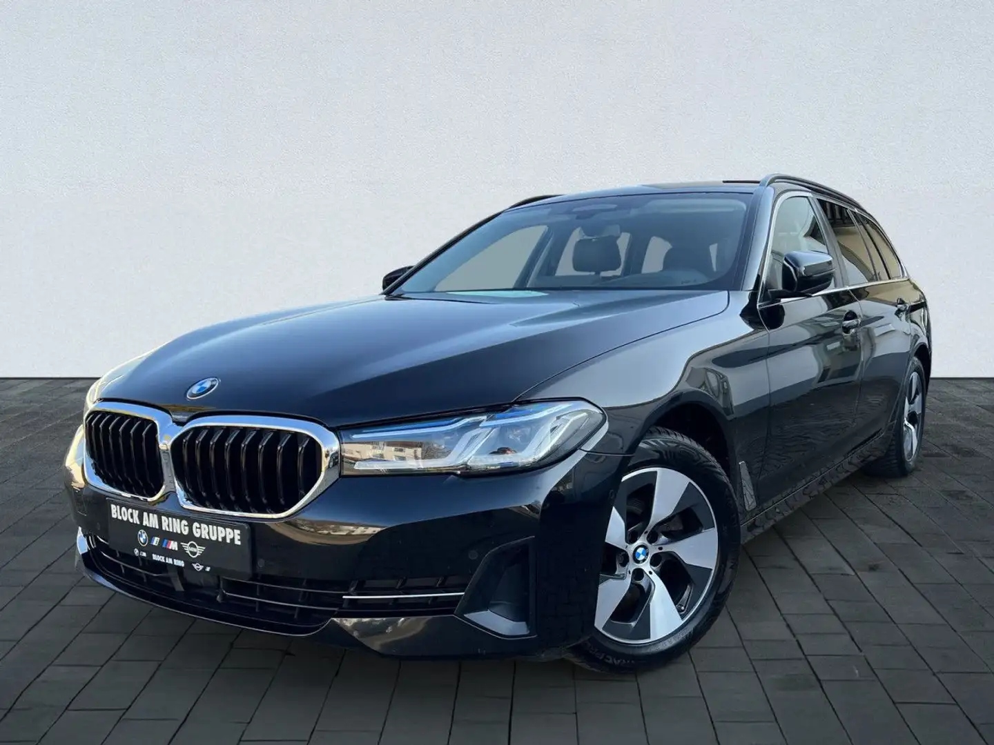 BMW 520 d Tour LiveProf Stop&Go RFK Laser HUD SpoSi PDC Negro - 1