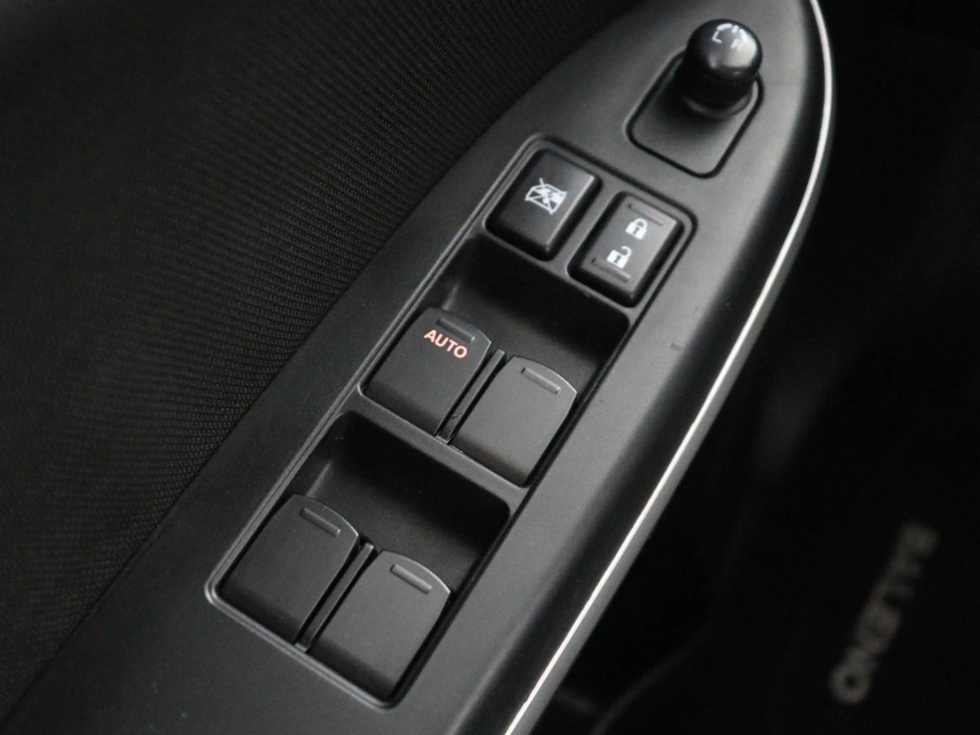 Suzuki Baleno 1.2 Smart Hybrid High Executive | Adaptive cruise — photo 17