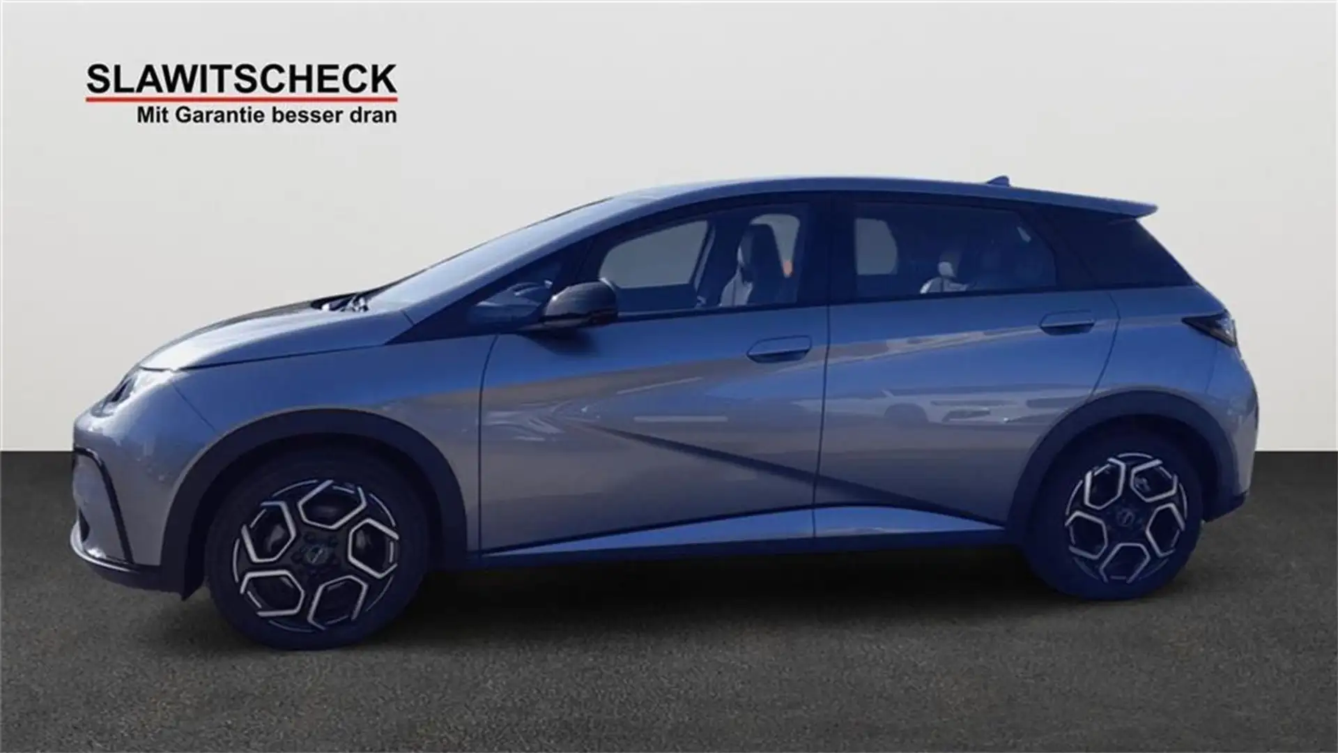 BYD Dolphin 60,4 kWh Comfort Österreich paket Grau - 2