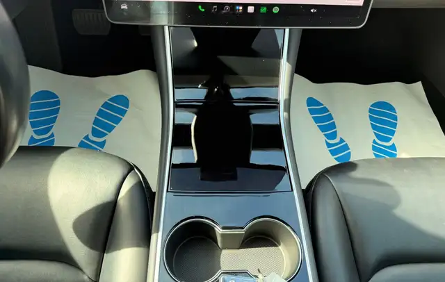 Tesla Model 3 view 13
