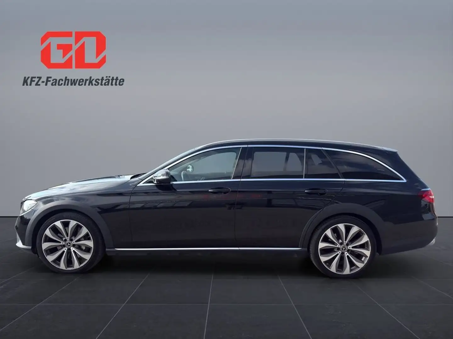 Mercedes-Benz E 400 d 4Matic All-Terrain,360°,LED... Schwarz - 2