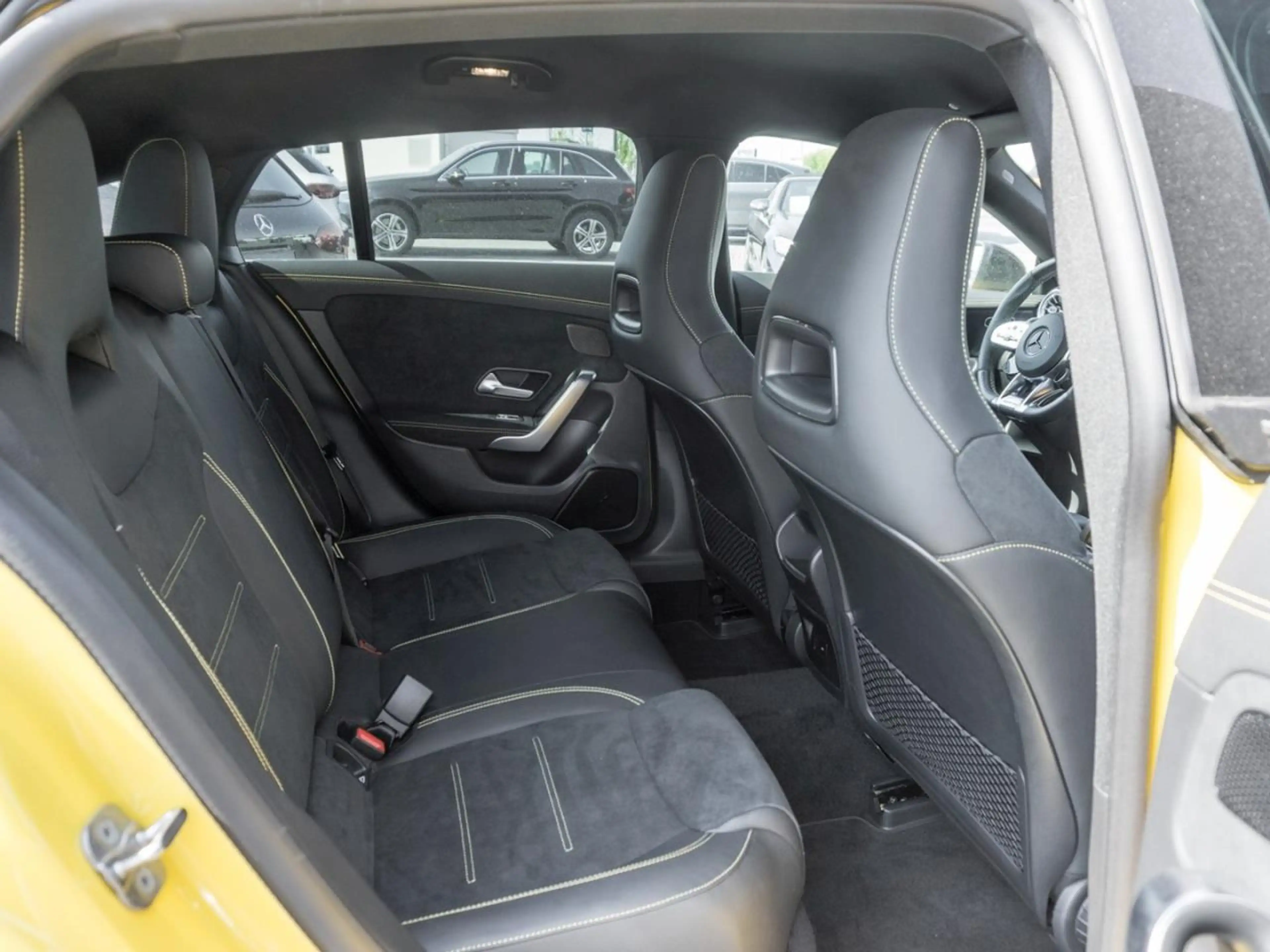 Mercedes-Benz CLA 45 AMG S 4M+ SB Night Kamera Easy-Pack — photo 11