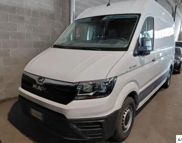 2023 Volkswagen Crafter in White for sale